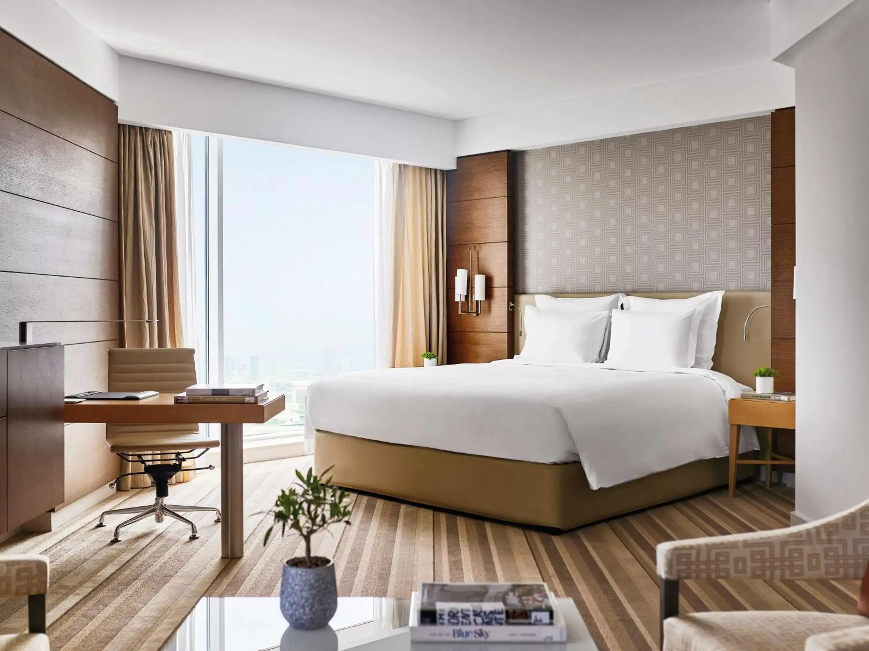 Photo of the whole room, Bed in Pullman Doha West Bay