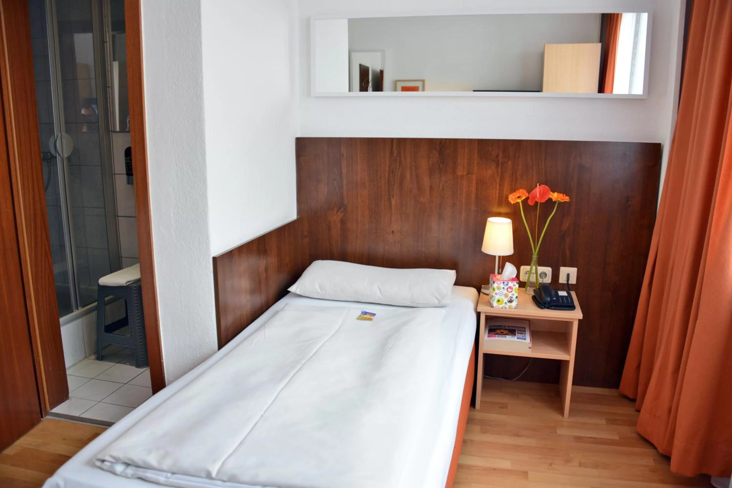 Single Room in Hotel Italia