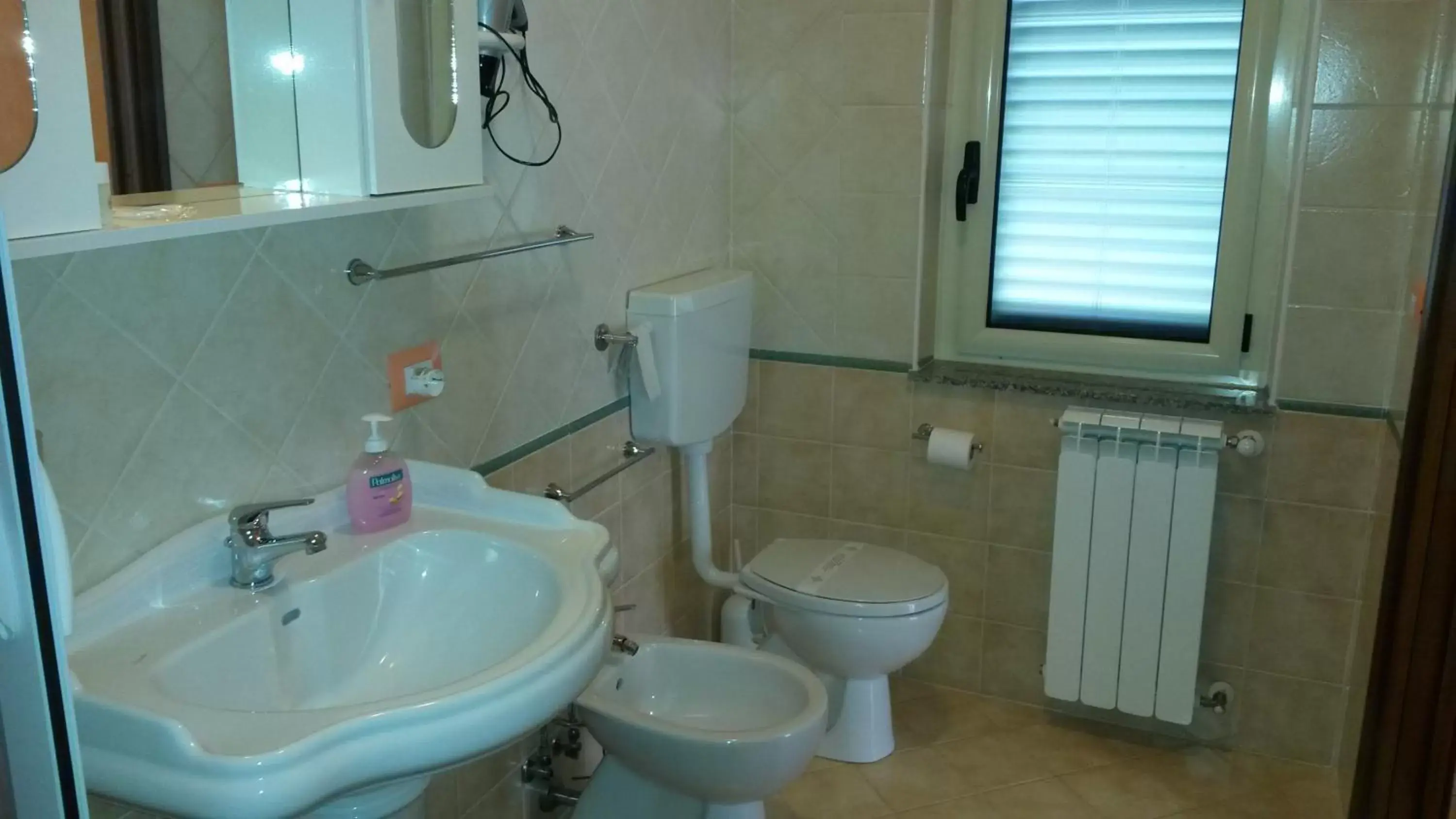 Toilet, Bathroom in Il Laghetto