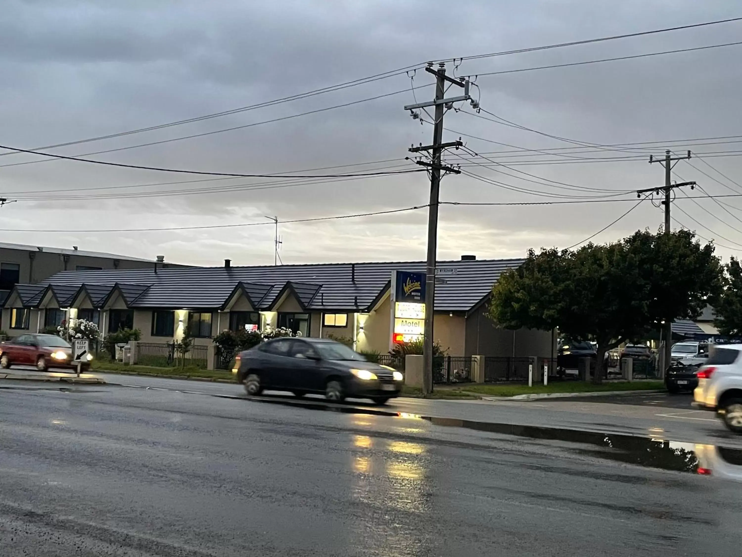 Neighborhood in Tudor House Motel