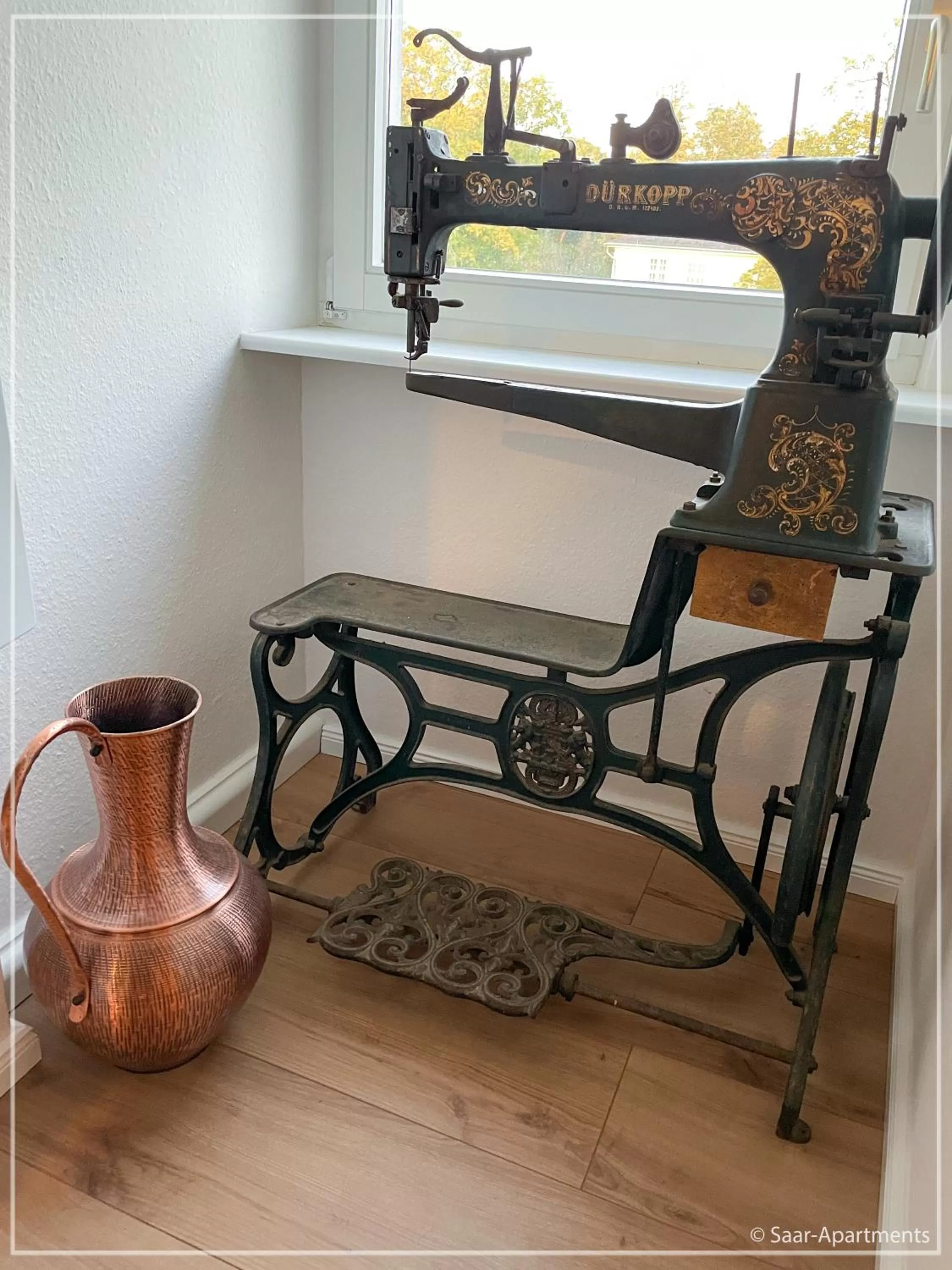 Decorative detail in Saar-Apartments