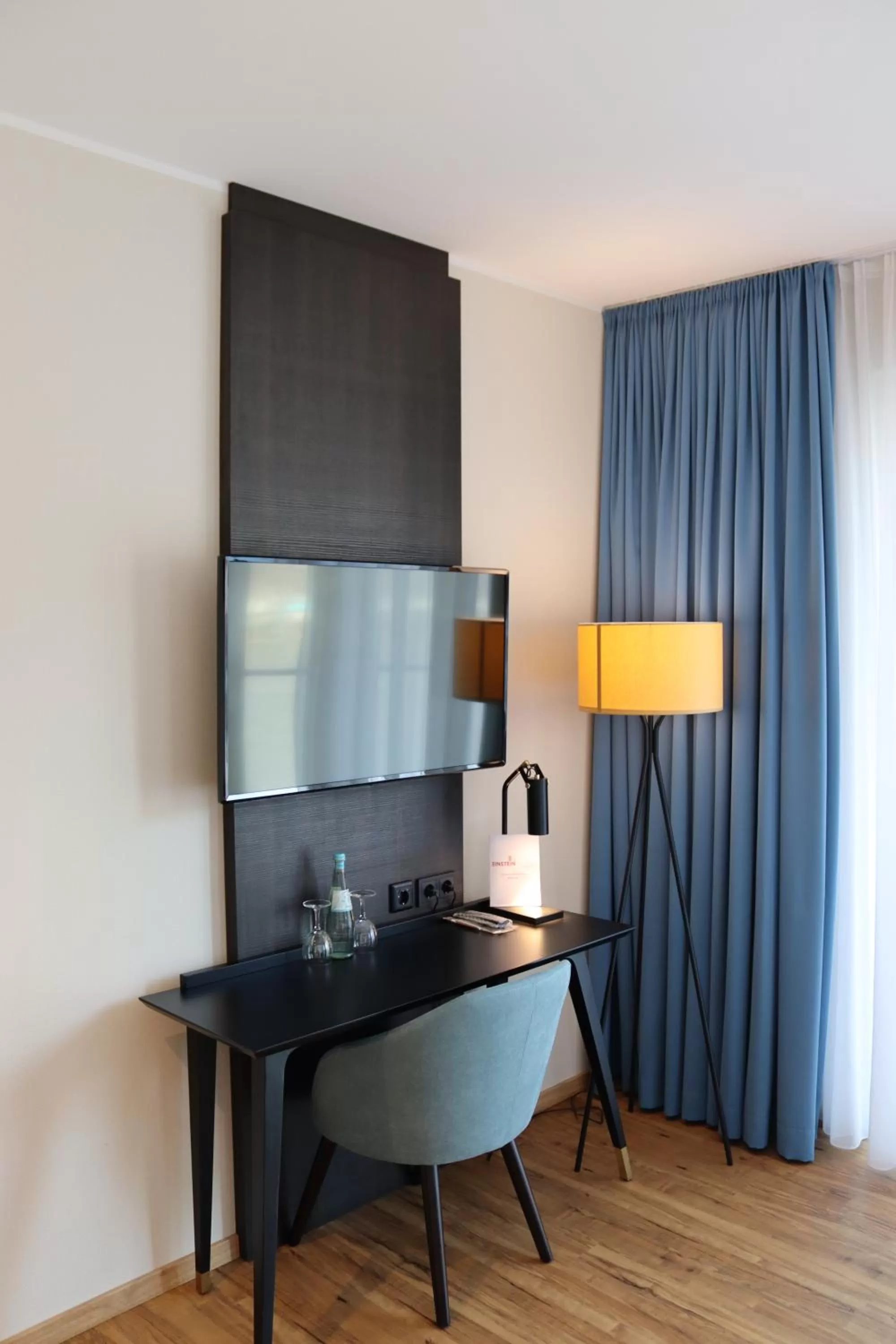 Photo of the whole room in EINSTEIN Hotel am Römerpark