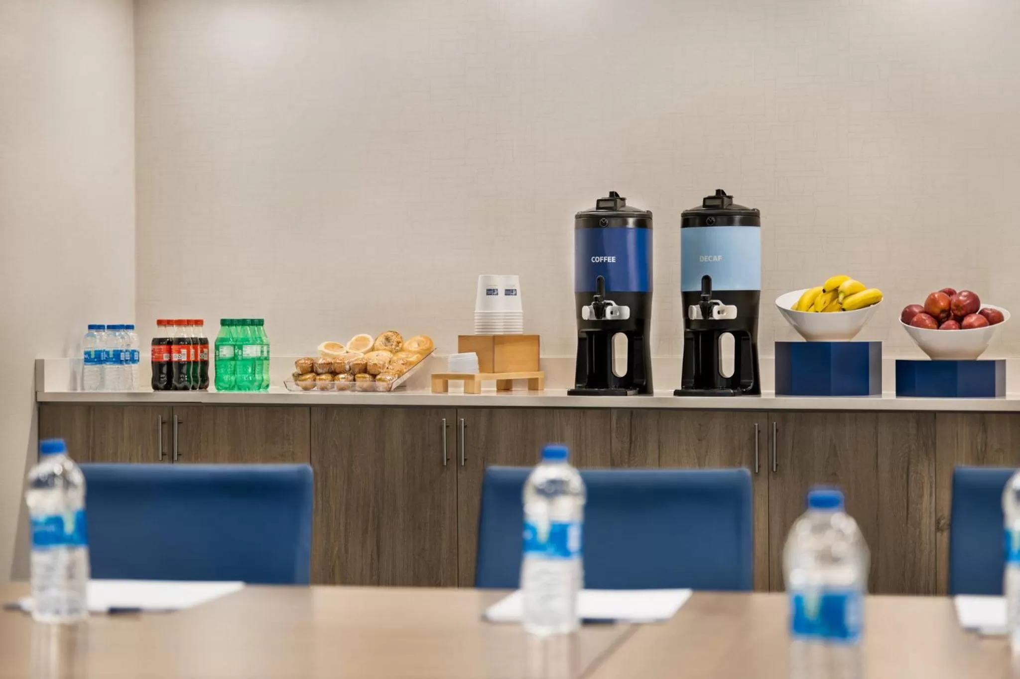 Meeting/conference room in Holiday Inn Express & Suites Evansville Downtown by IHG