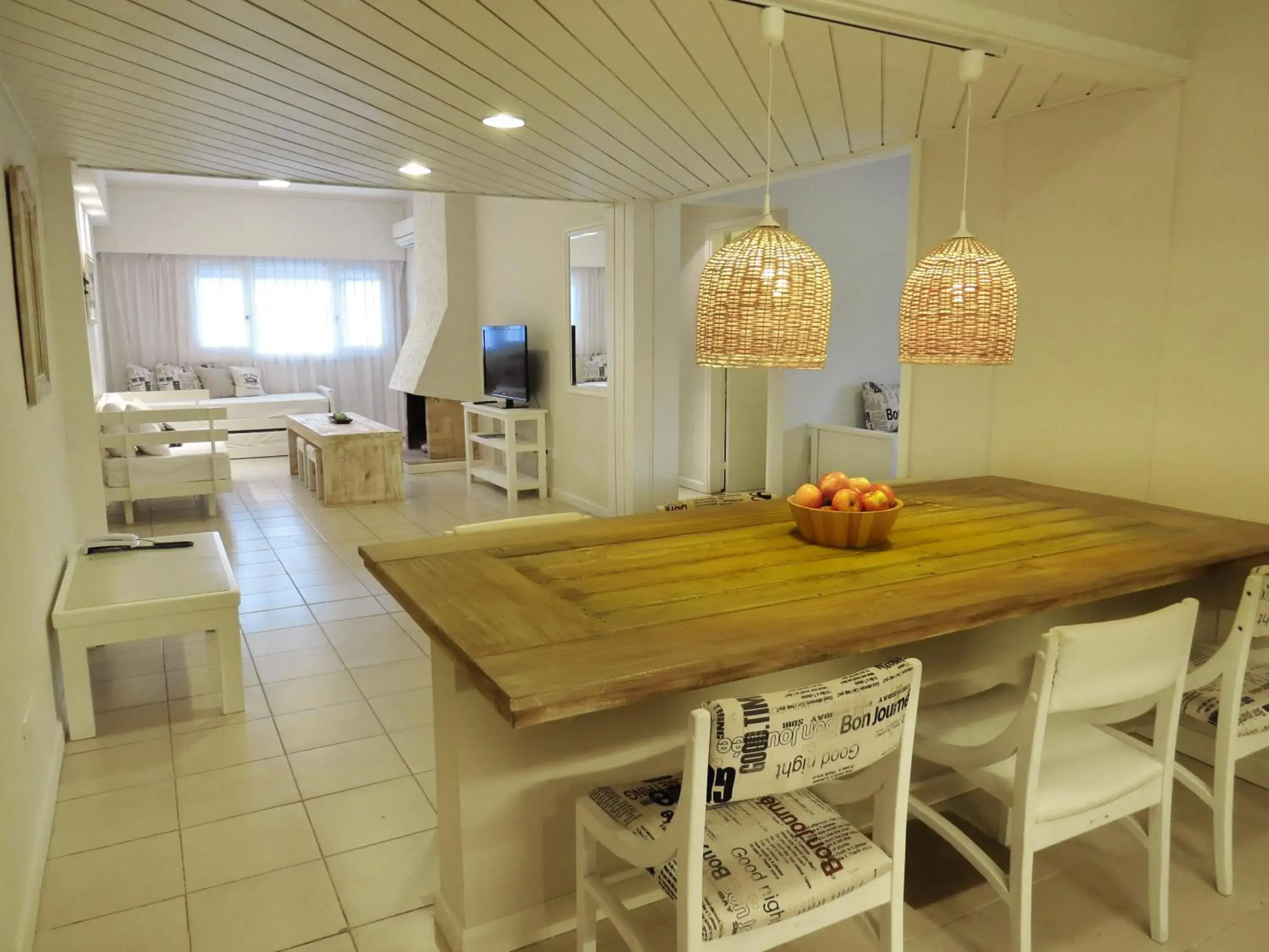 Living room, Dining Area in Atlantico Boutique Hotel