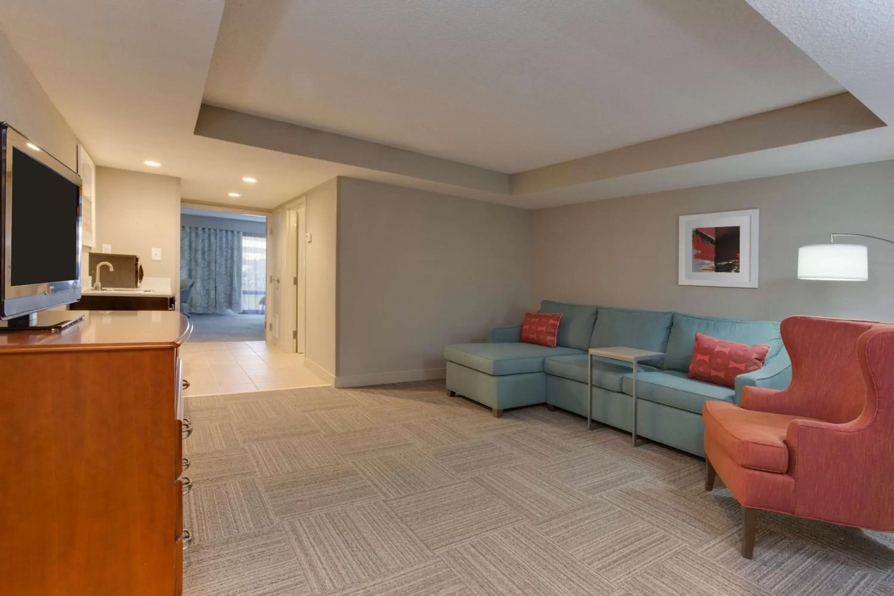 Living room, Seating Area in Hampton Inn Harbourgate