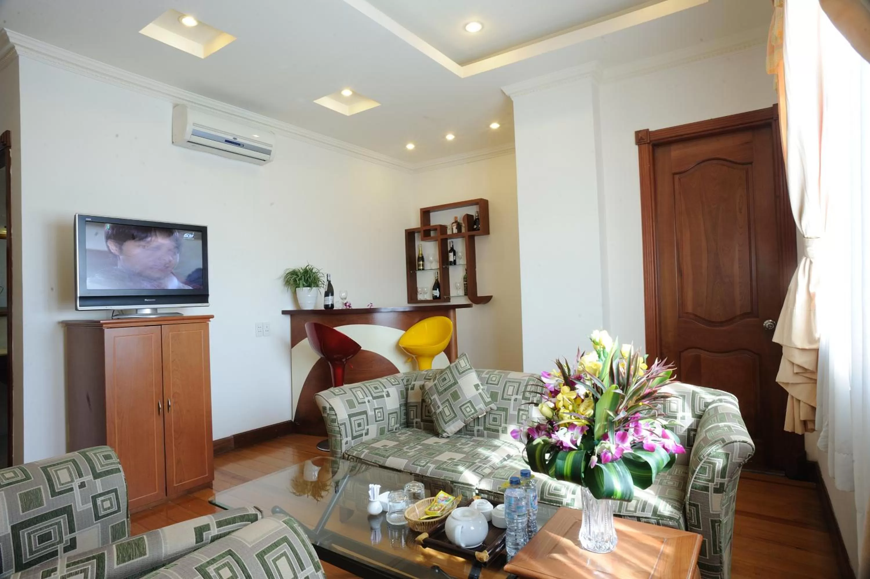 Photo of the whole room in Hoang Yen Hotel