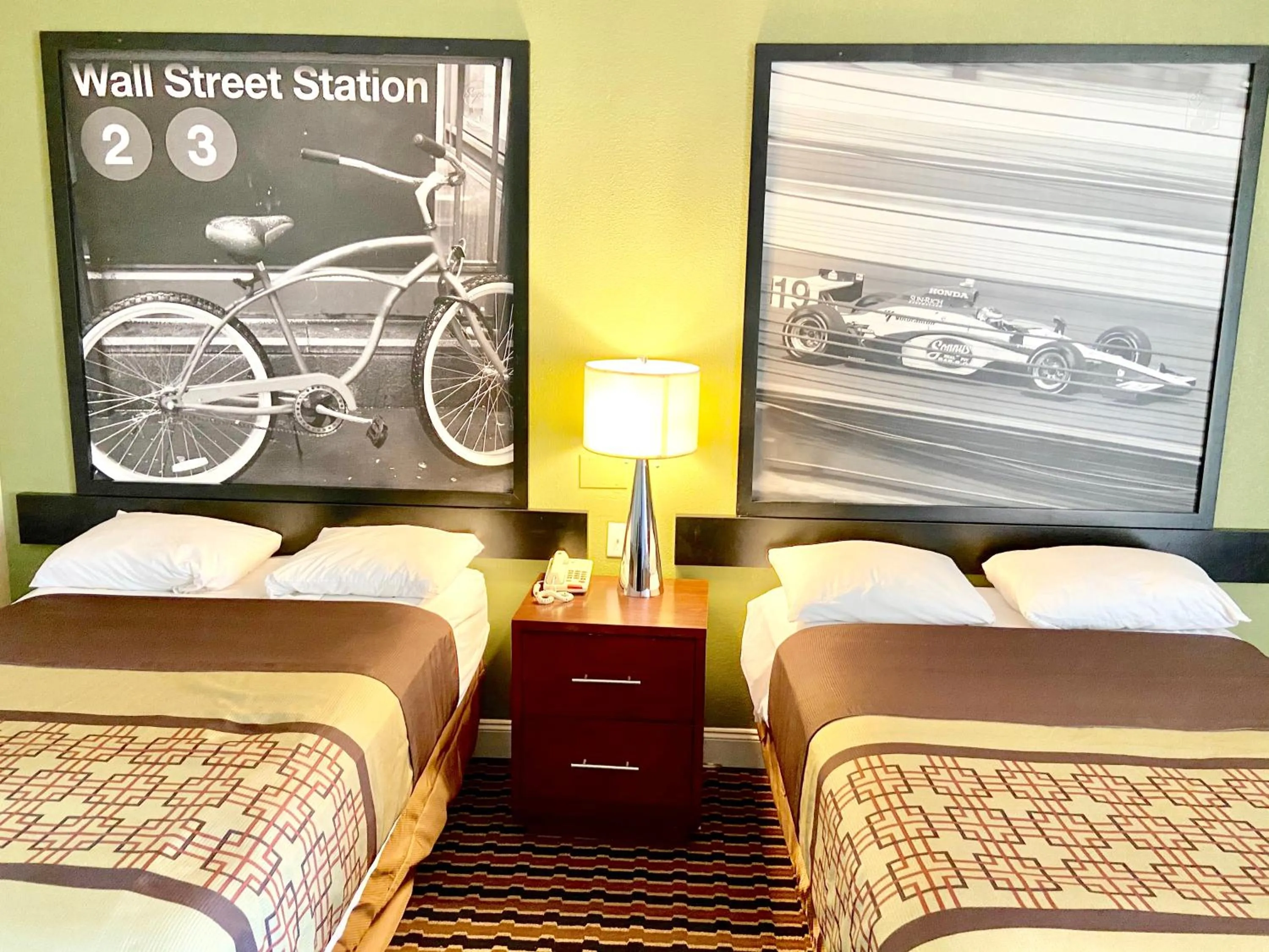 Bedroom, Bed in Super 8 by Wyndham Rocky Mount I-95 EXIT 145