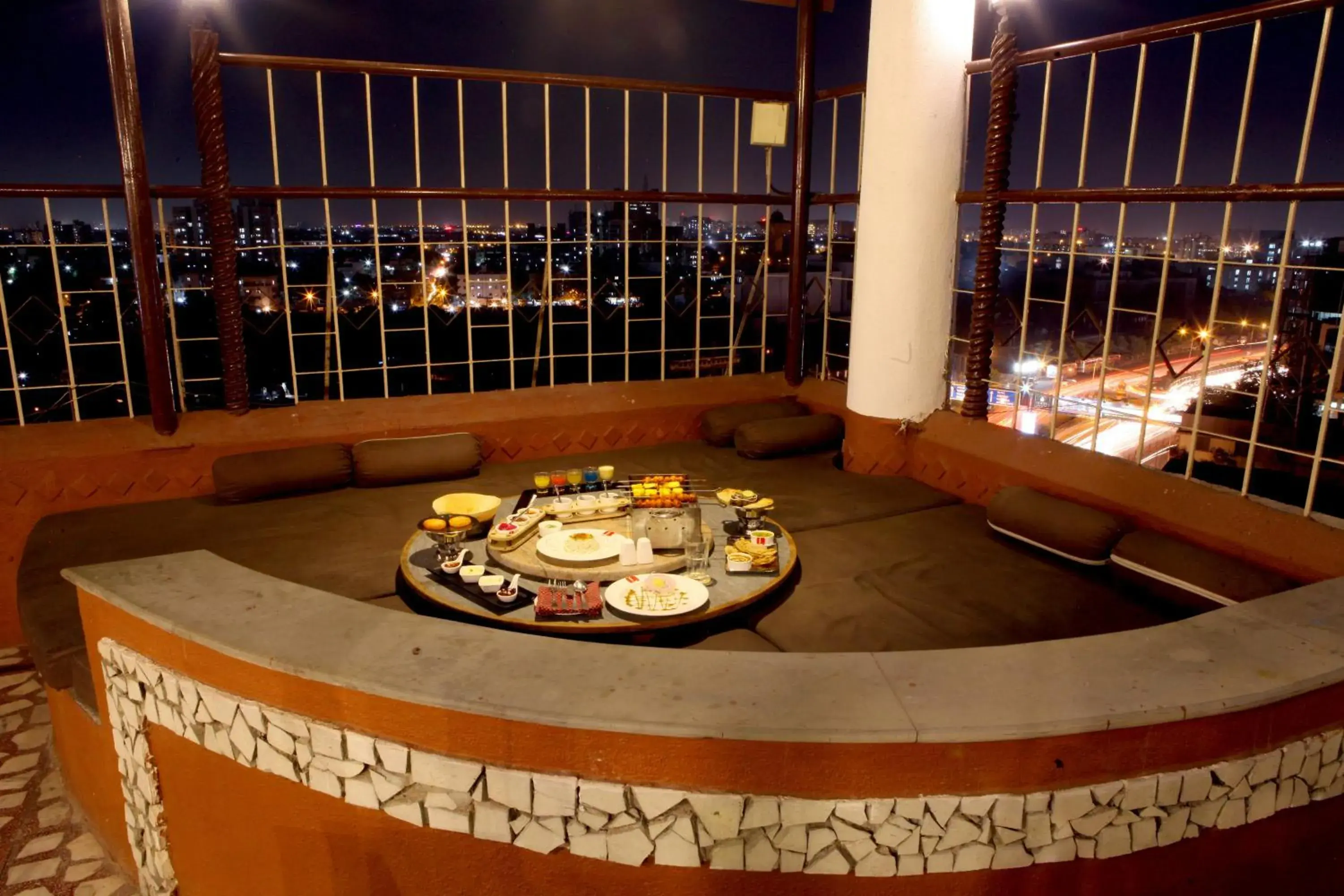 Restaurant/places to eat, City View in Lords Plaza Surat