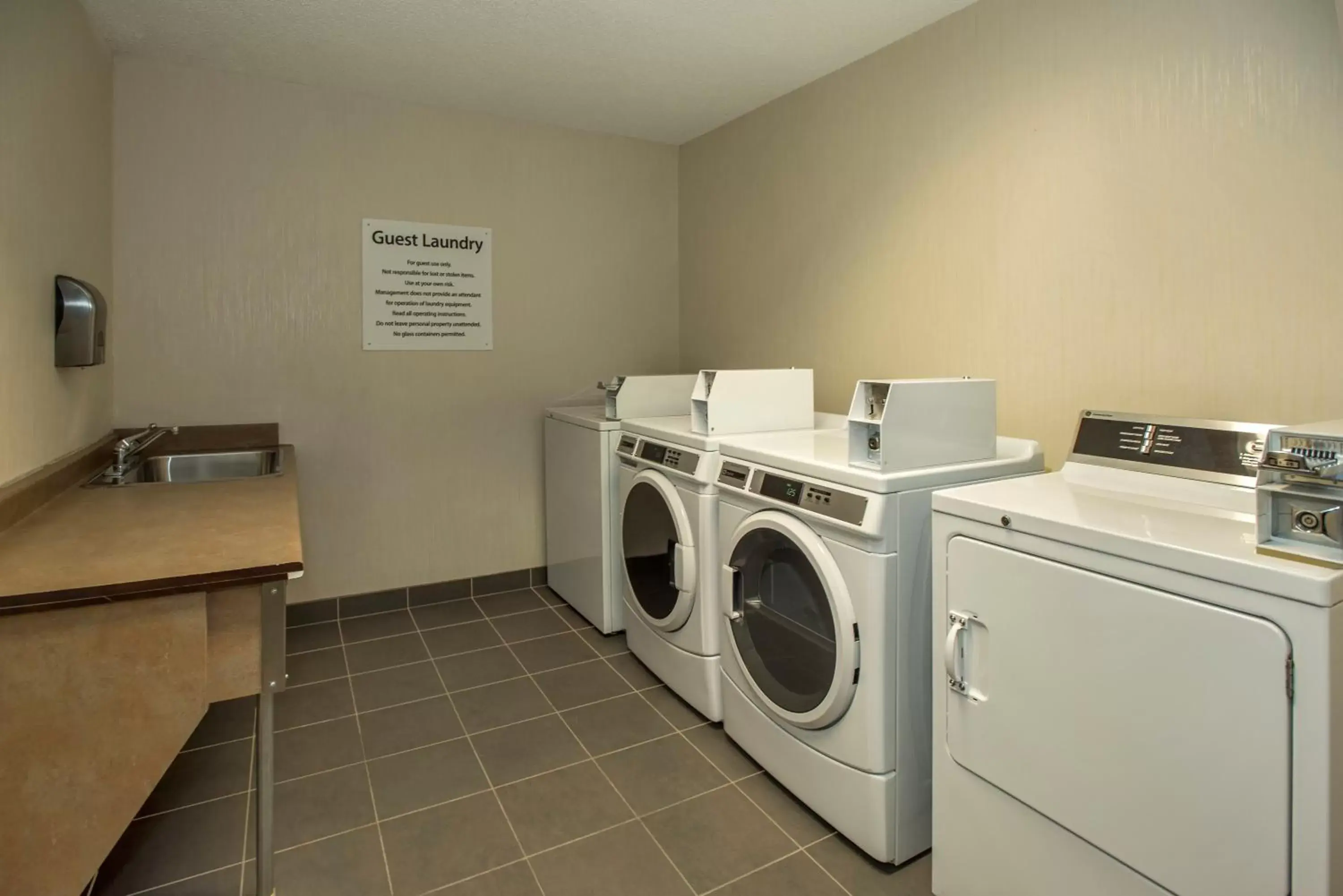 Other, Kitchen/Kitchenette in Holiday Inn Lethbridge, an IHG Hotel