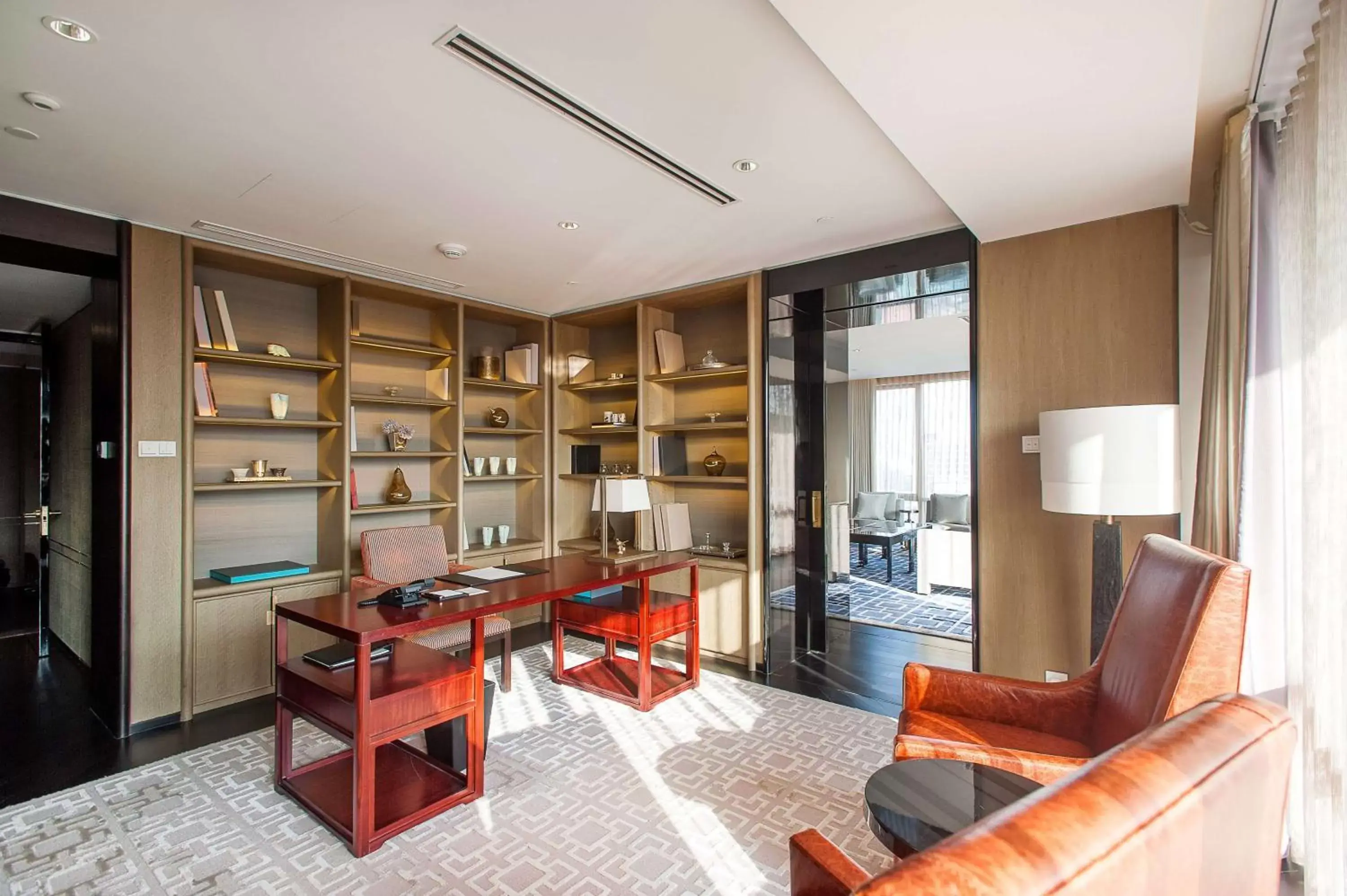 Bed, Seating Area in Waldorf Astoria Beijing