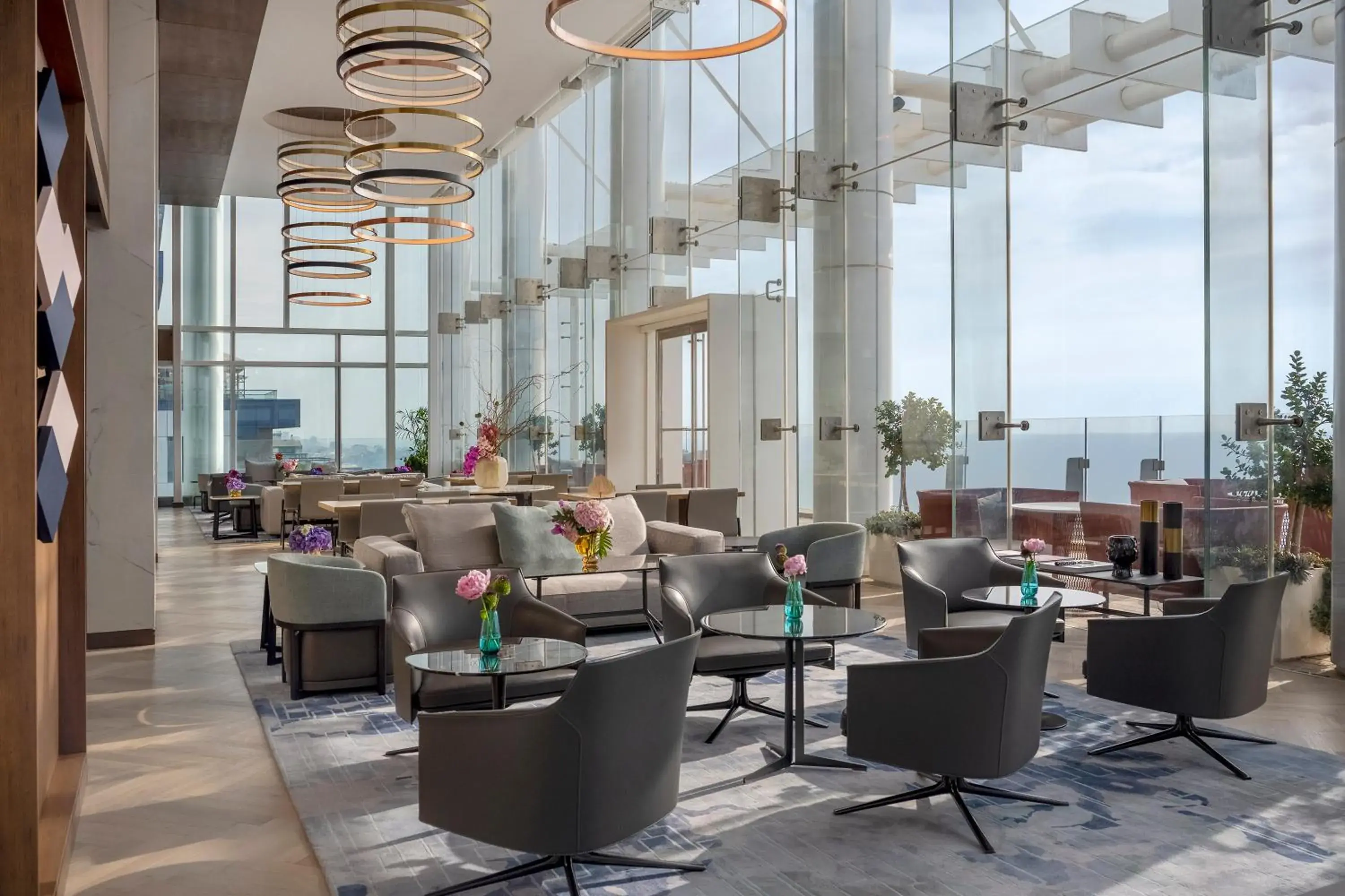 Lounge or bar, Restaurant/Places to Eat in The David Kempinski Tel Aviv