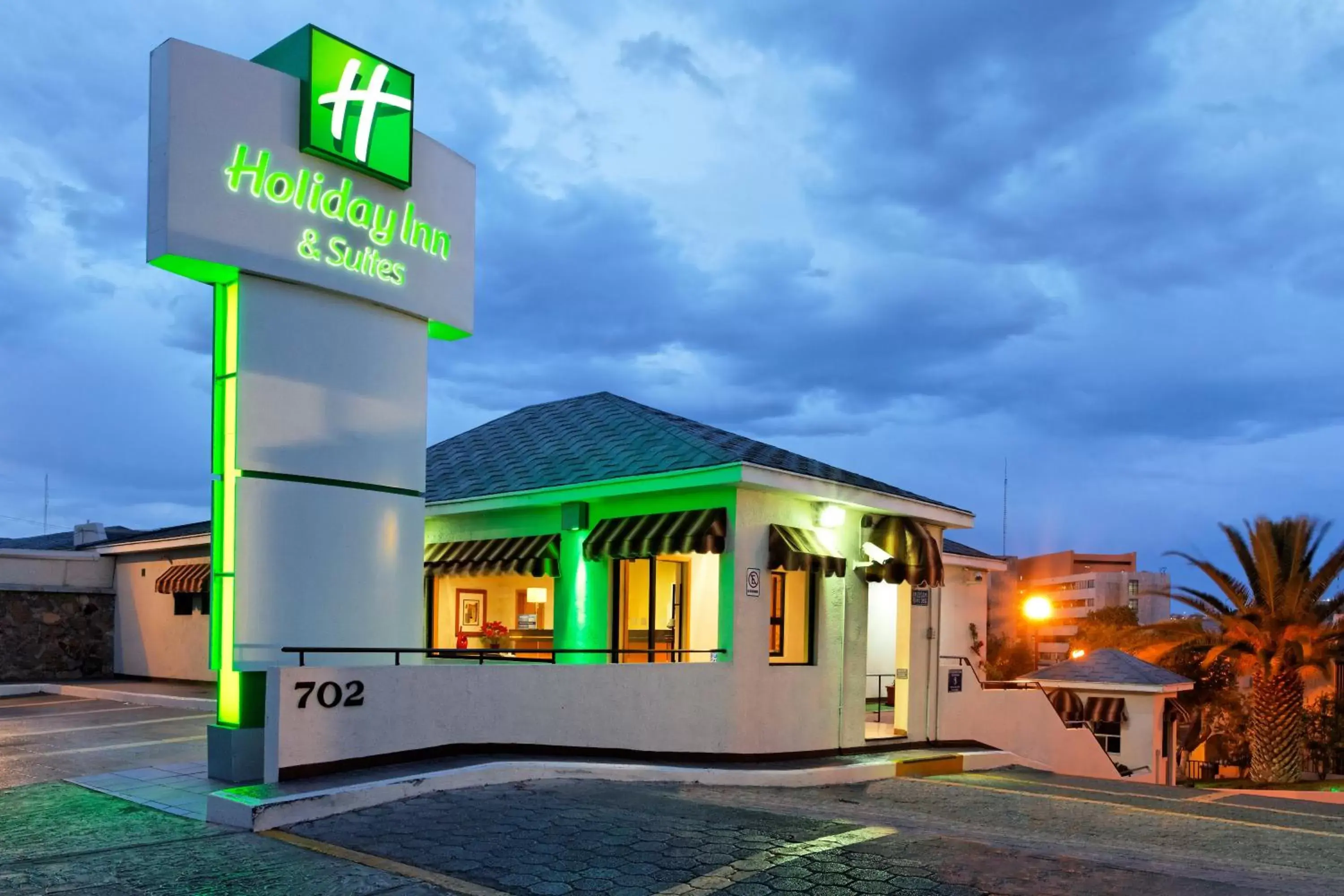 Property Building in Holiday Inn Hotel & Suites Chihuahua, an IHG Hotel