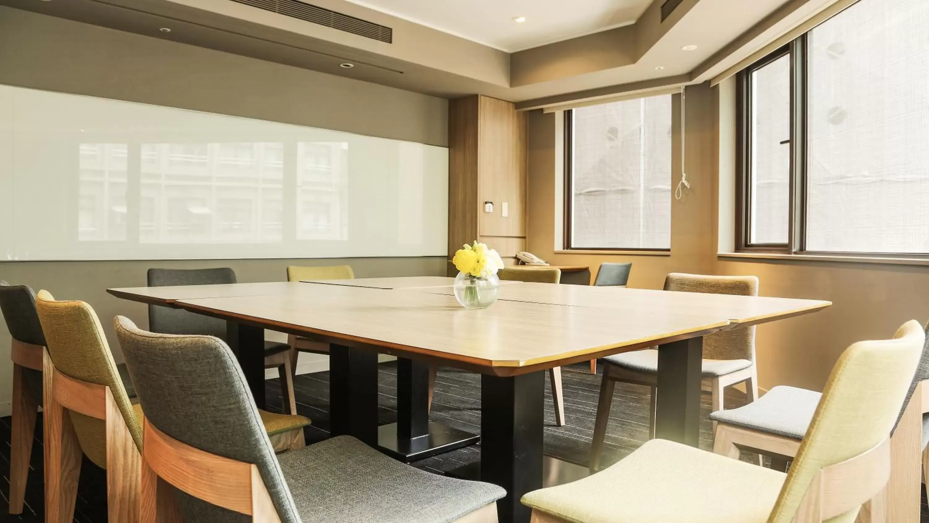 Meeting/conference room in Royal Inn Taipei Linsen - Huashan 1914 Creative Park