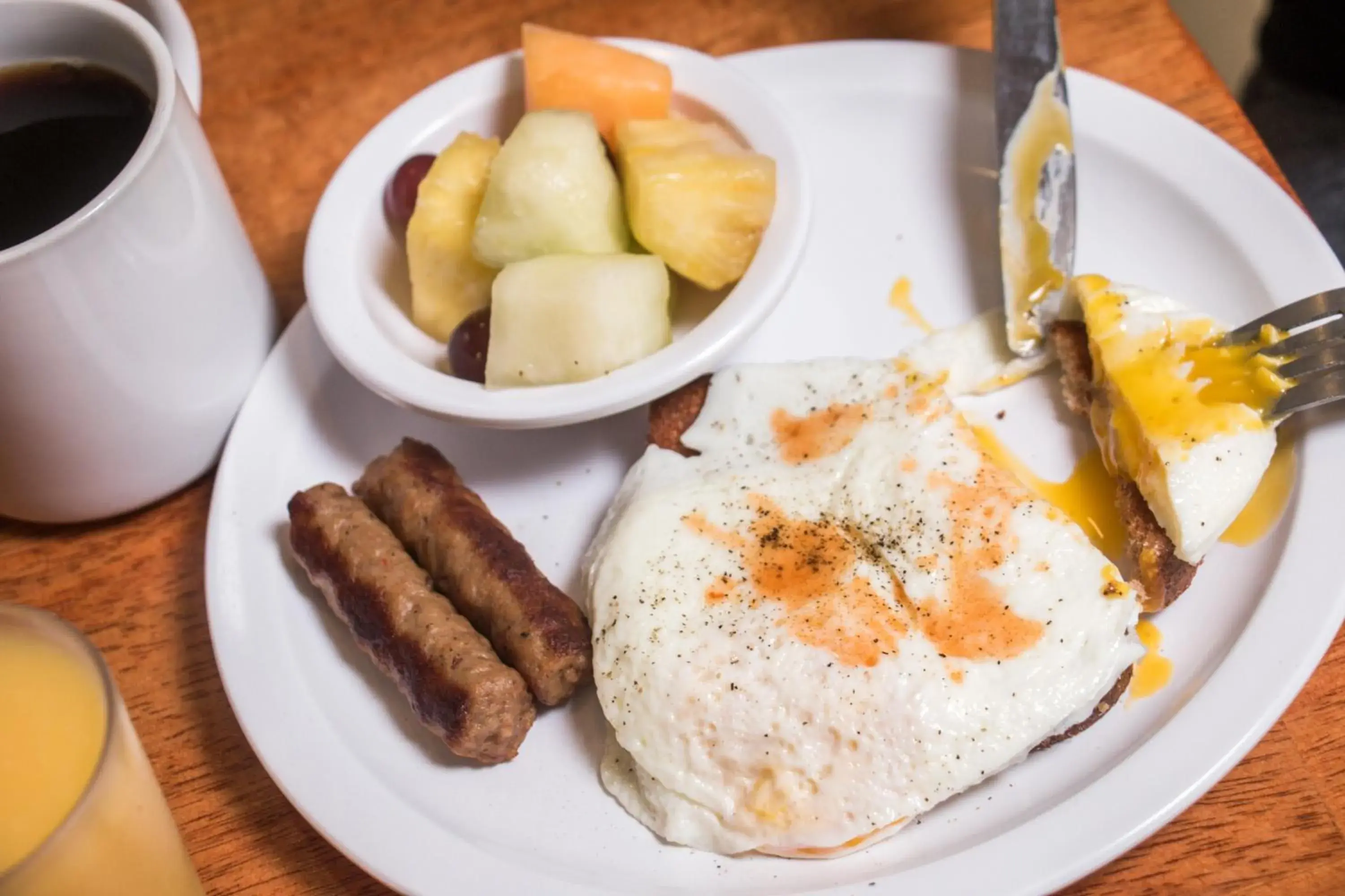 Breakfast, Food in Seaside Amelia Inn - Amelia Island