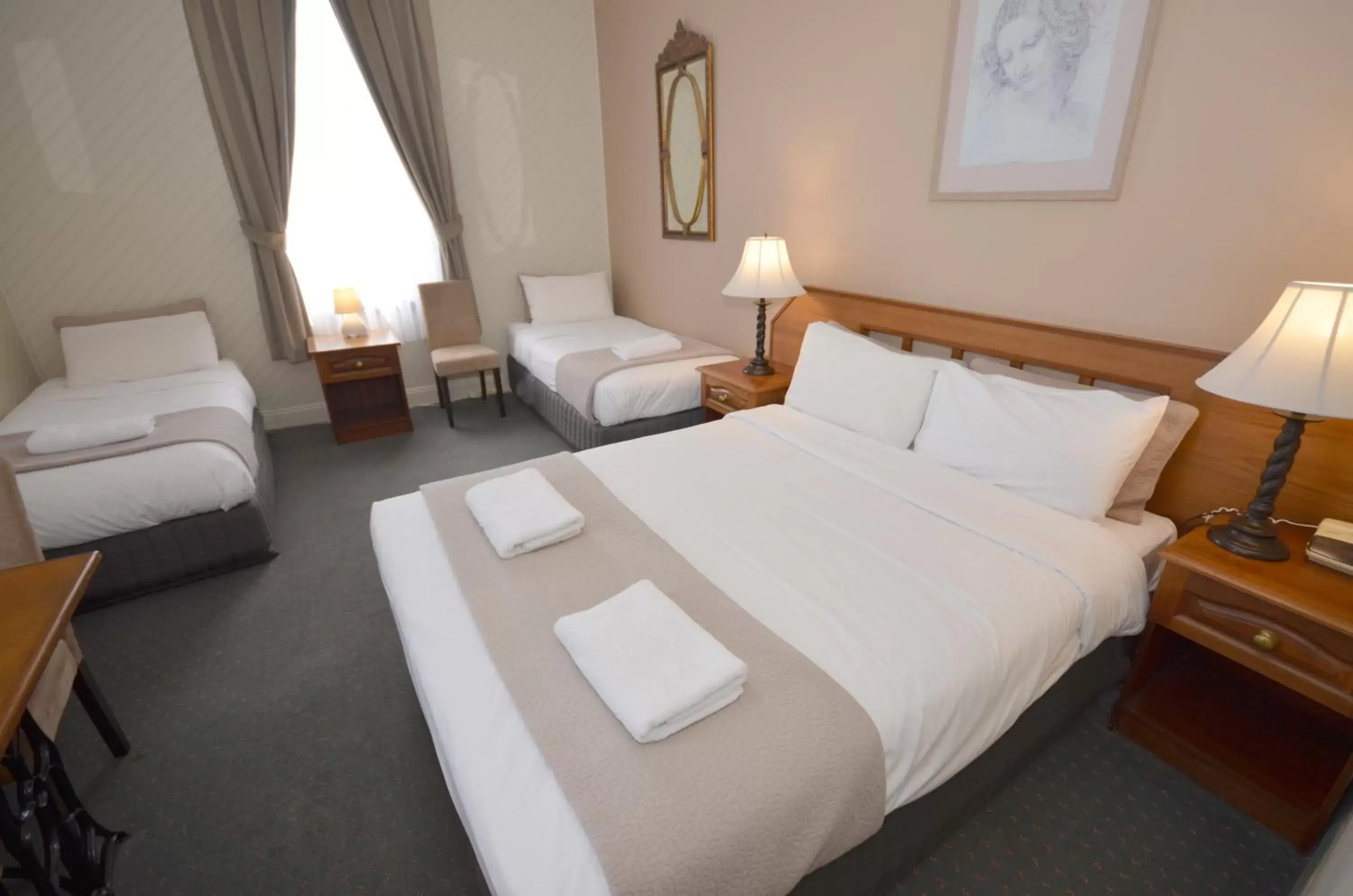 Bedroom, Bed in Central Springs Inn Bedroom, Bed in Central Springs Inn