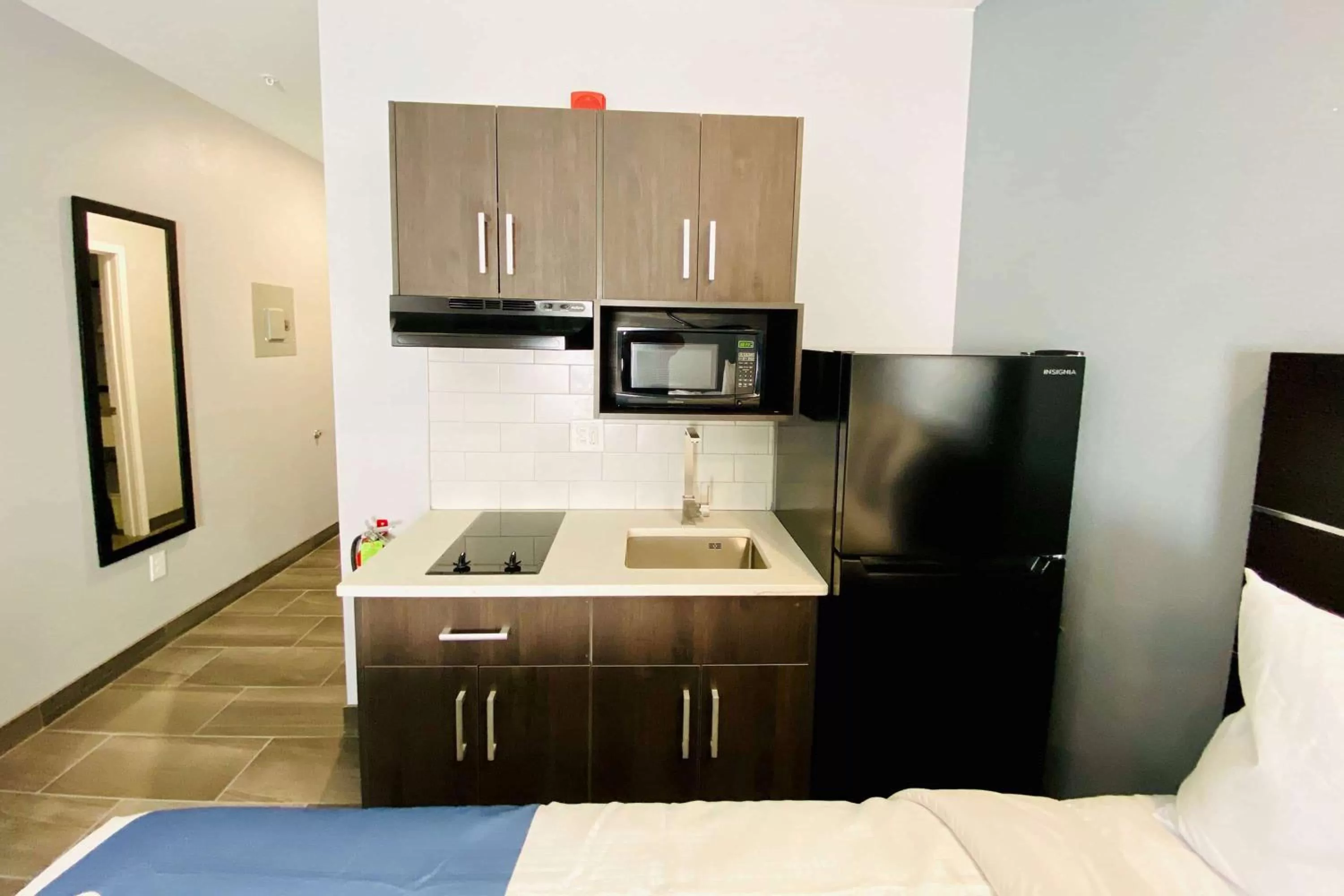 Photo of the whole room in Days Inn & Suites by Wyndham Horn Lake - Memphis Graceland