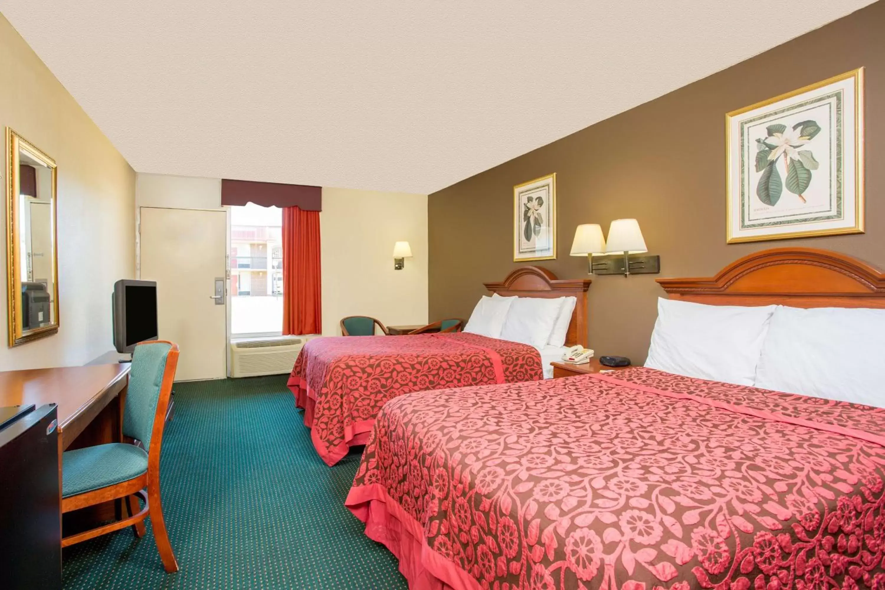 Deluxe Double Room with Two Double Beds - Non-Smoking in Days Inn by Wyndham Forsyth