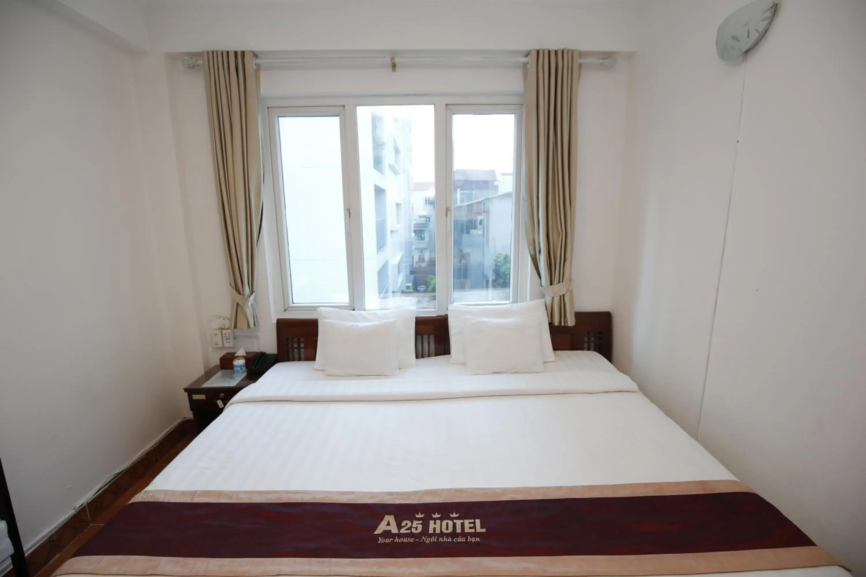 Bed in A25 Hotel - Đội Cấn 2