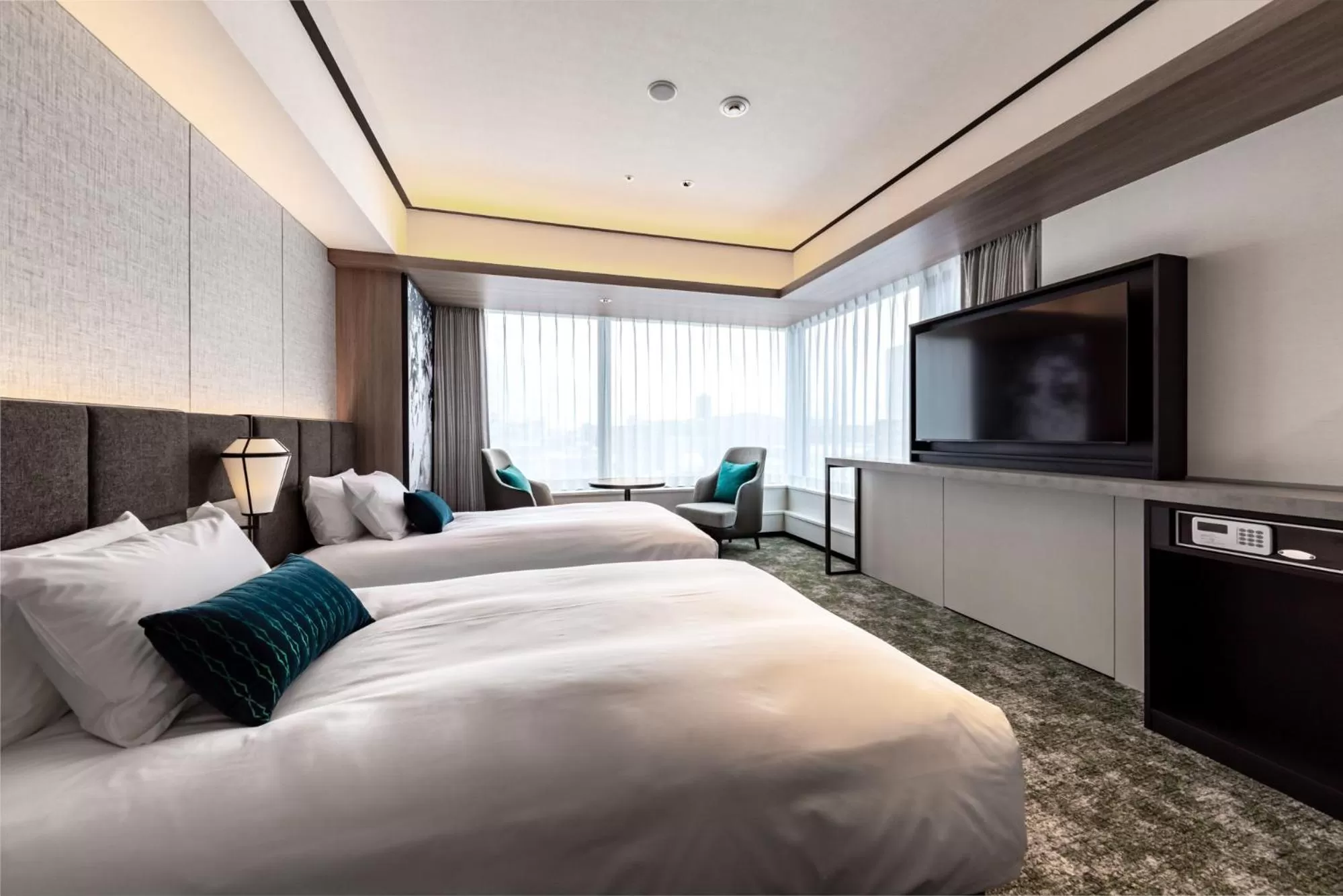 Photo of the whole room, Bed in Solaria Nishitetsu Hotel Sapporo