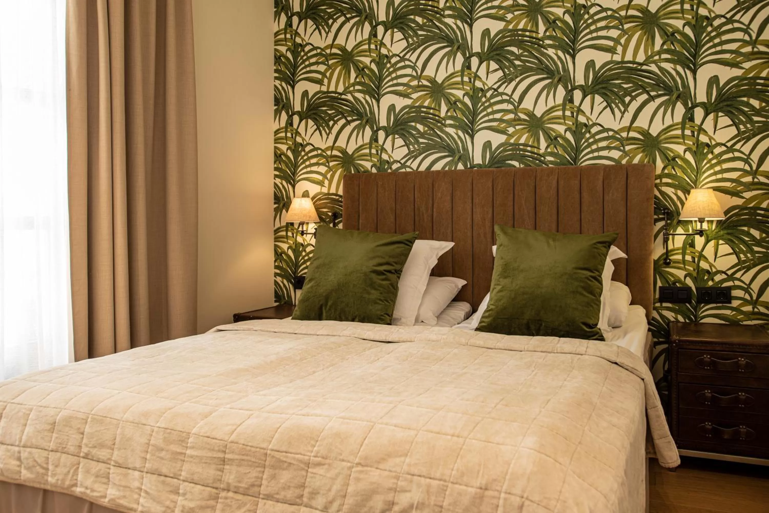 Bedroom, Bed in Palma Suites