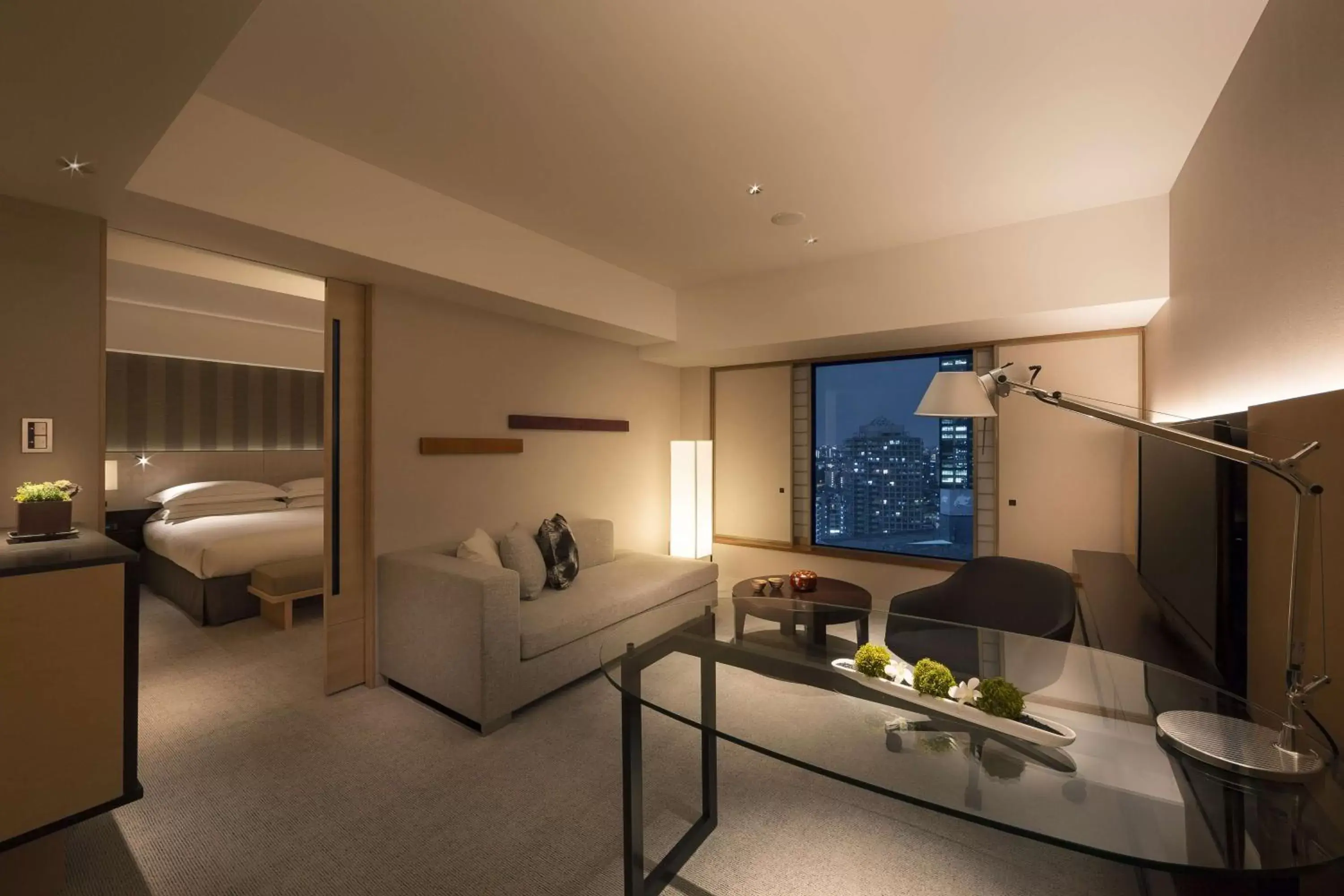 Bedroom, Seating Area in Hilton Tokyo Hotel