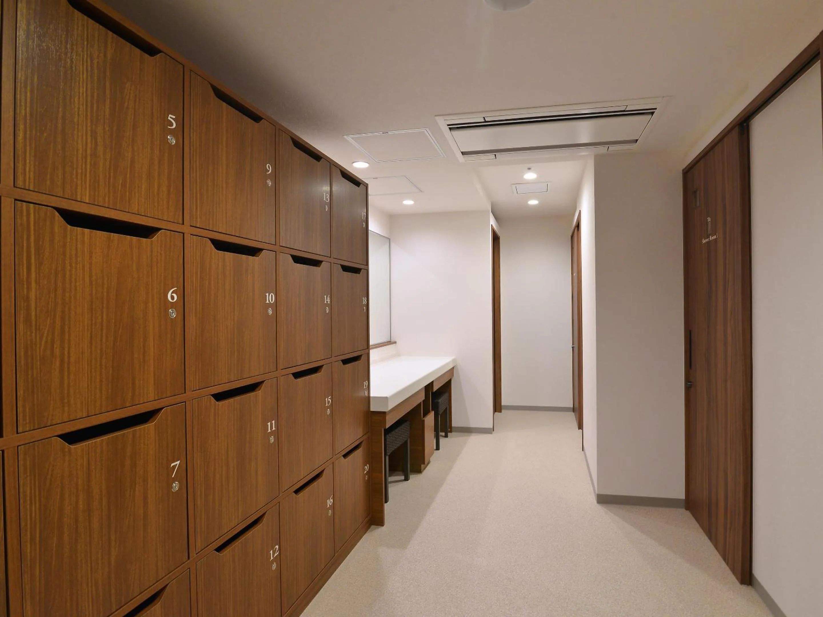 Public Bath in Gardens Cabin