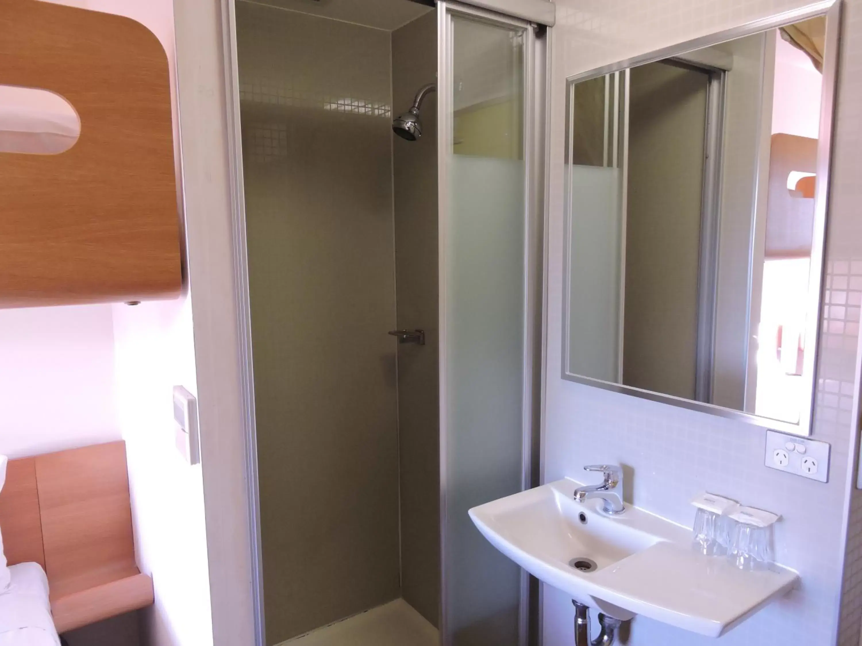 Bathroom in ibis Budget Sydney Olympic Park