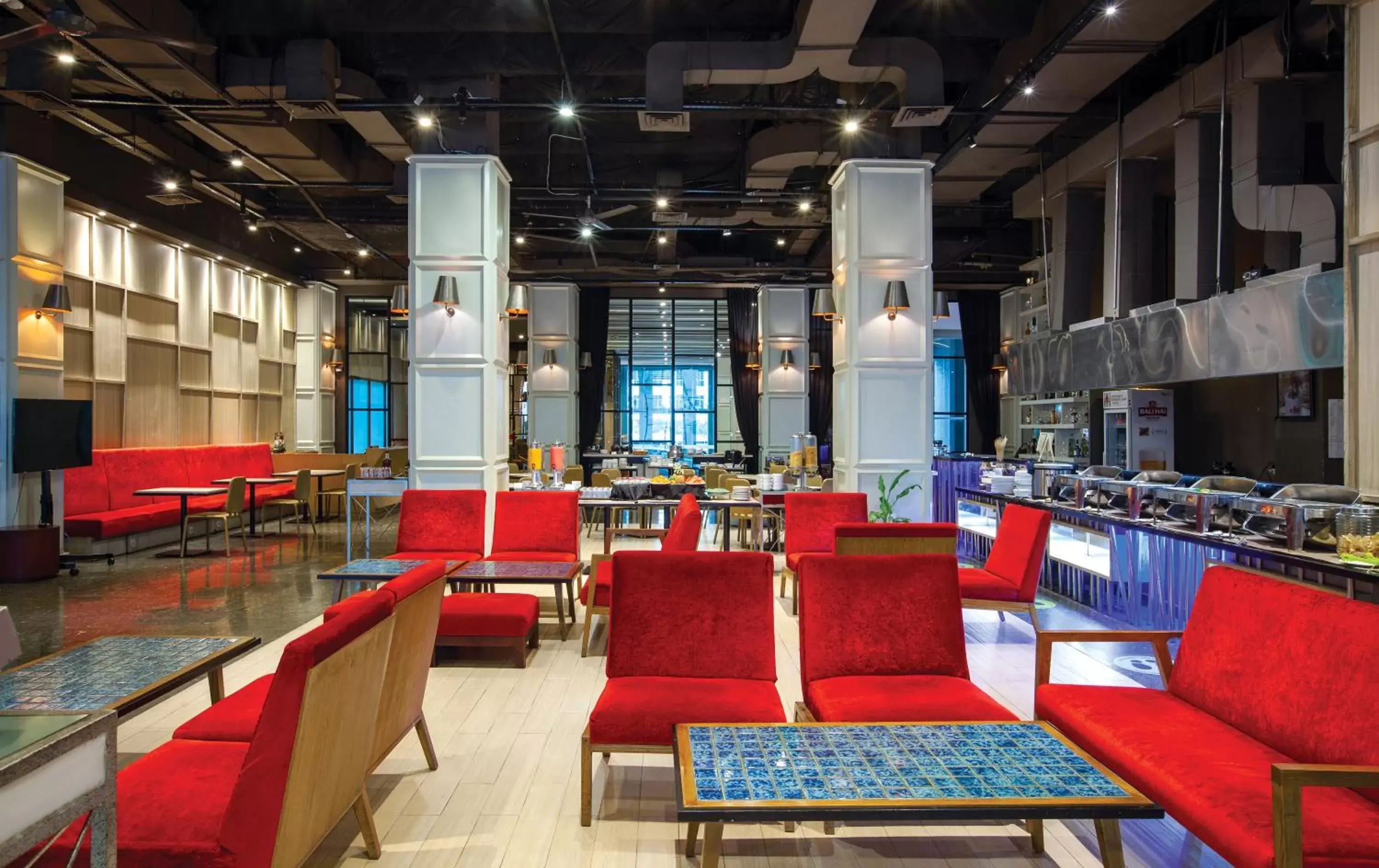 Lounge or bar, Restaurant/Places to Eat in Sparks Life Jakarta, ARTOTEL Curated