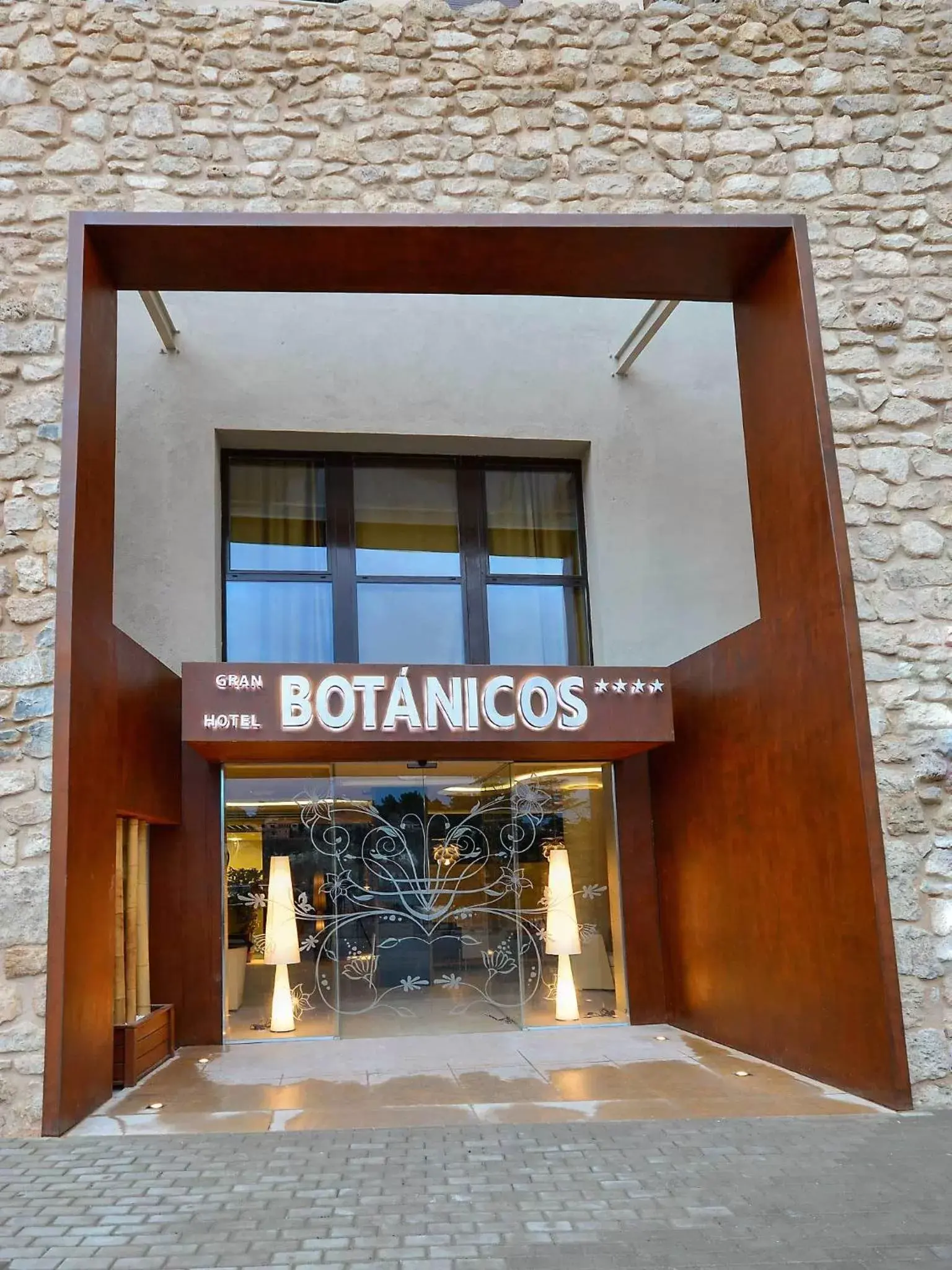 Facade/entrance in Gran Hotel Botánicos