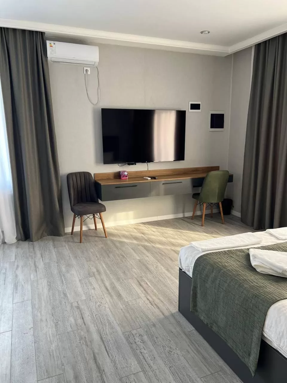 Property building, Bed in Dosman Hotel Bishkek