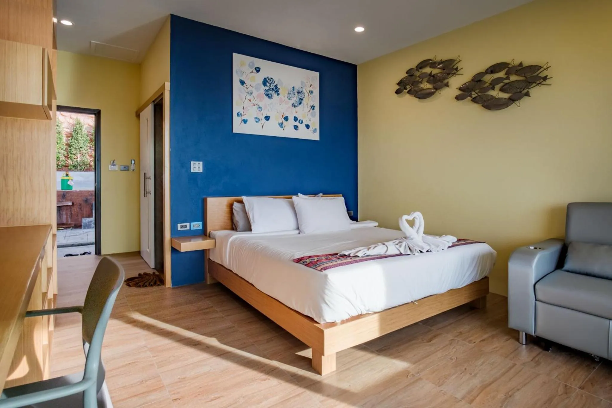 Bed in Cliff Lanta Suite-Koh Lanta Krabi