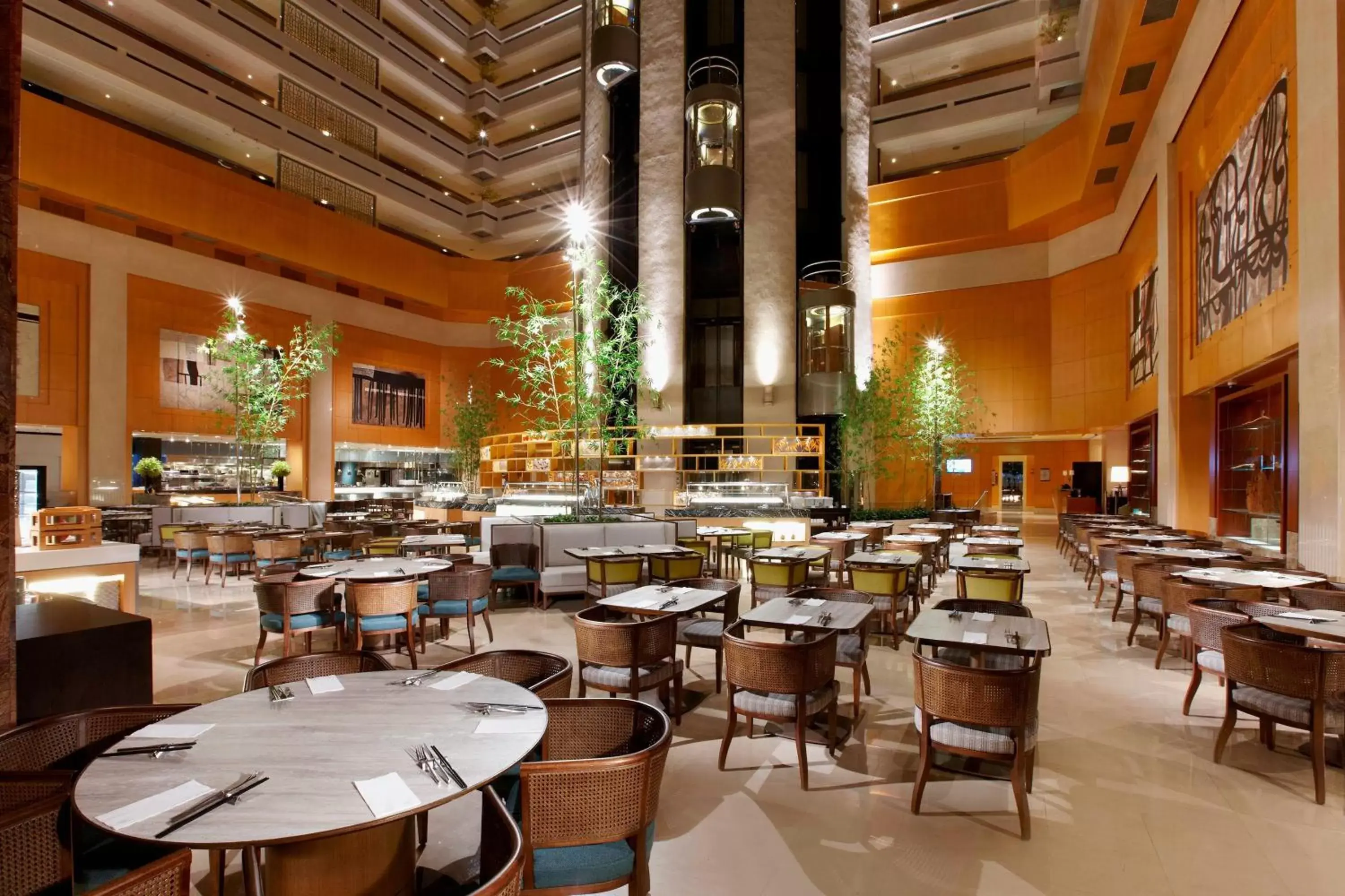 Kitchen or kitchenette, Restaurant/Places to Eat in Sheraton Grand Taipei Hotel