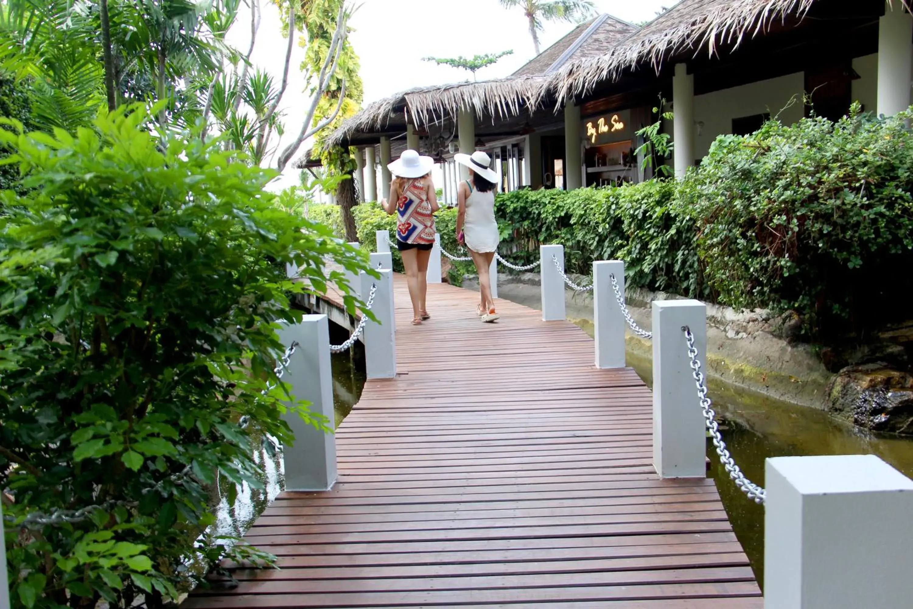 Restaurant/places to eat in Deva Beach Resort Samui