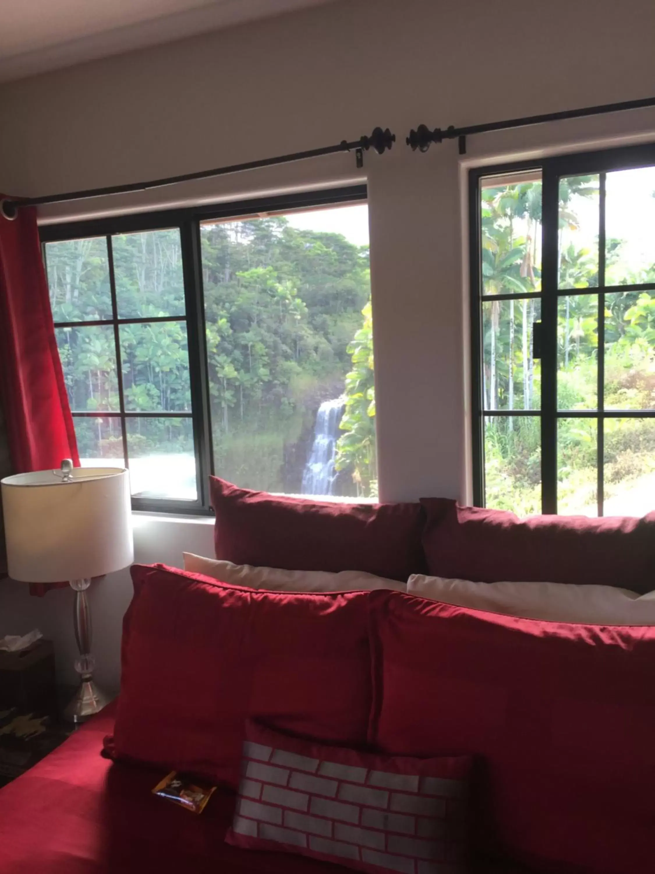View (from property/room), Seating Area in The Inn at Kulaniapia Falls