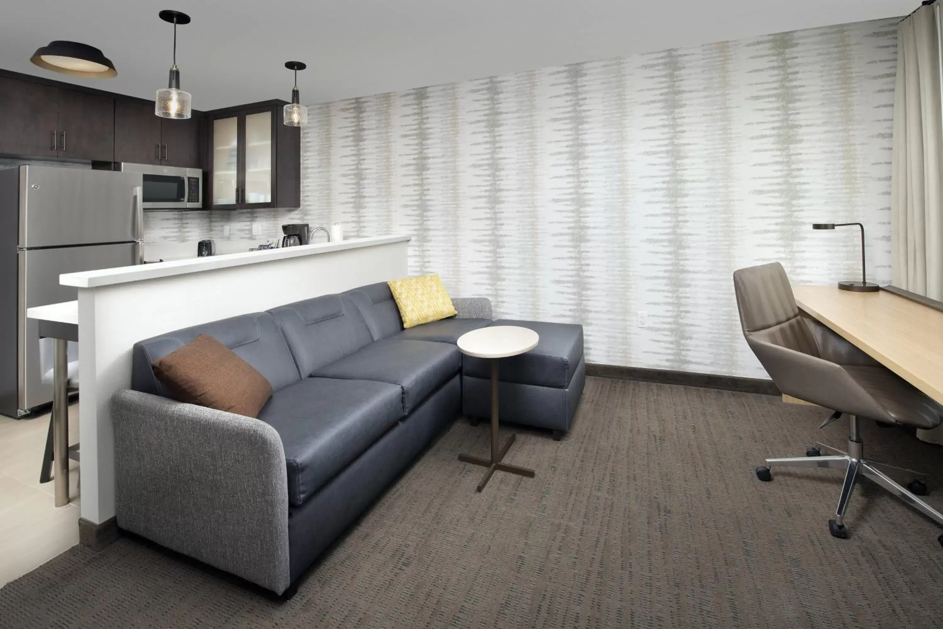 Bedroom, Seating Area in Residence Inn by Marriott Modesto North