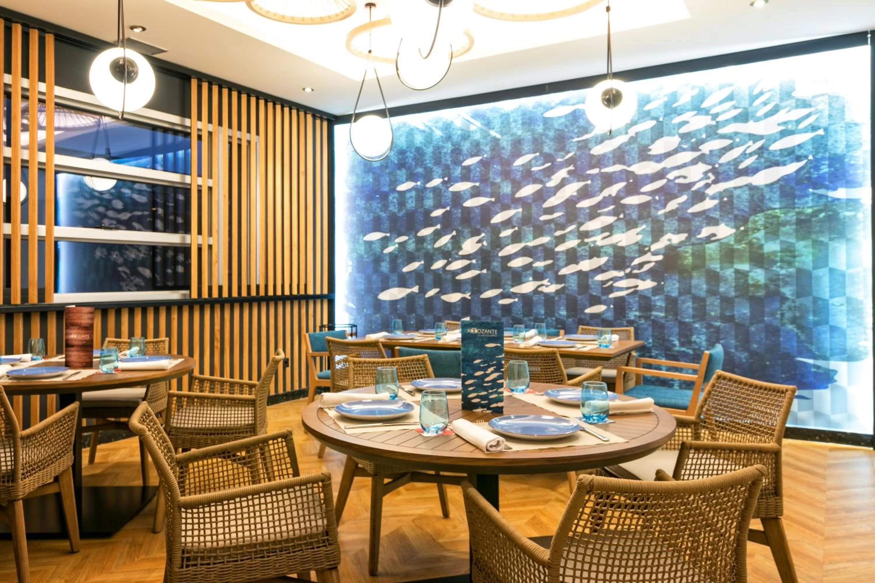 Restaurant/places to eat in Barceló Granada Congress