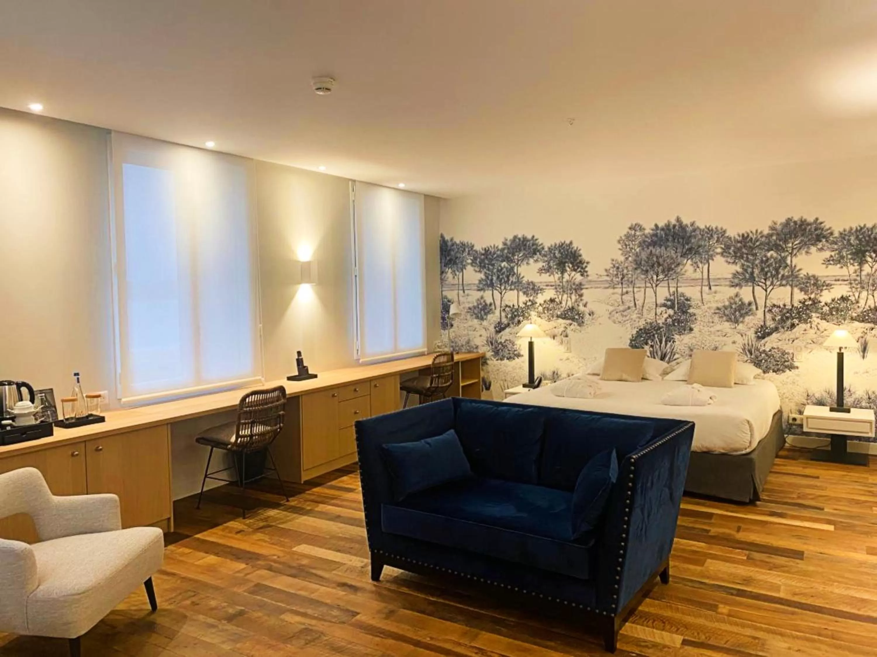 Photo of the whole room in Hôtel de la Plage - Saint Jean de Luz