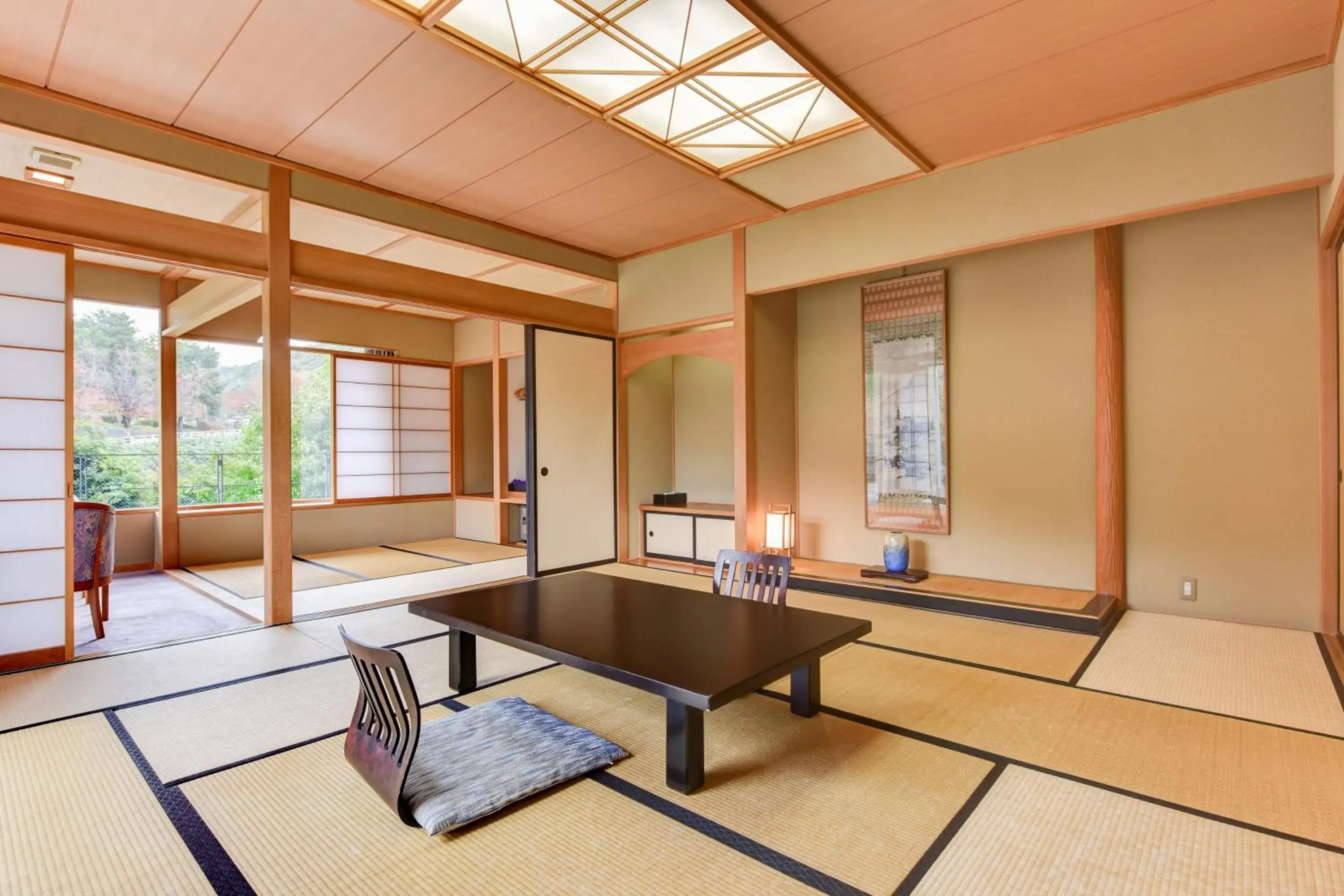 Photo of the whole room in Fujiya Ryokan