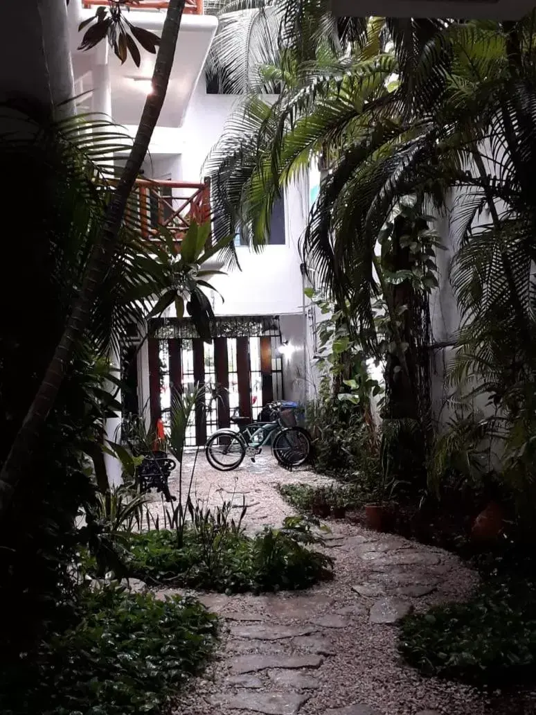 Garden, Property Building in Selva y Mar Apart Hotel - 5Th Ave by BFH