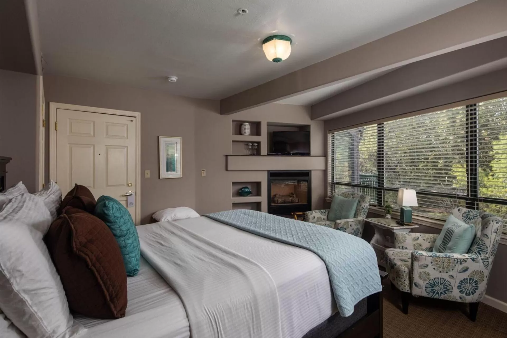 Bed in Inn Above Oak Creek Sedona