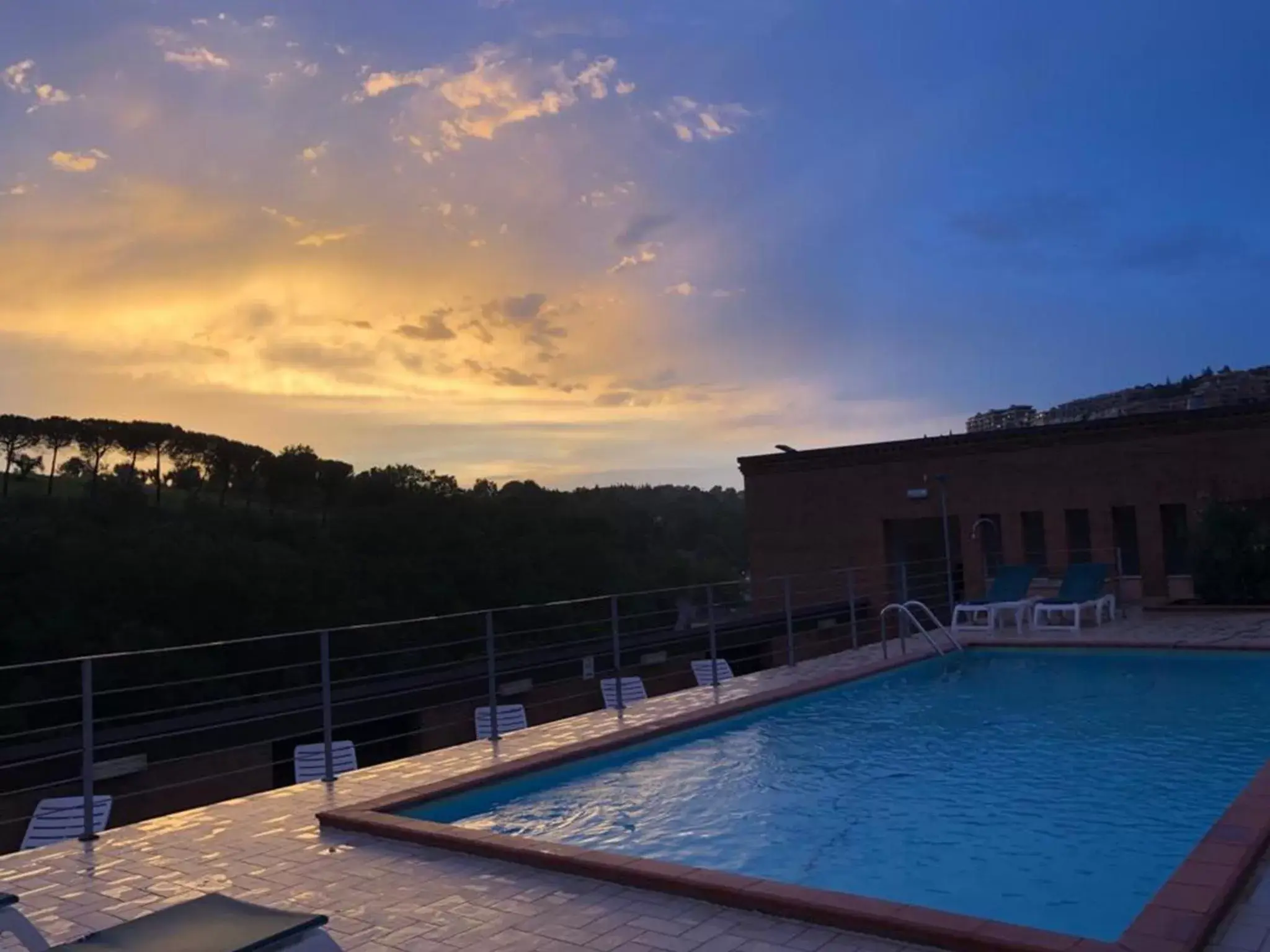 Swimming Pool in Hotel Giò Wine e Jazz Area