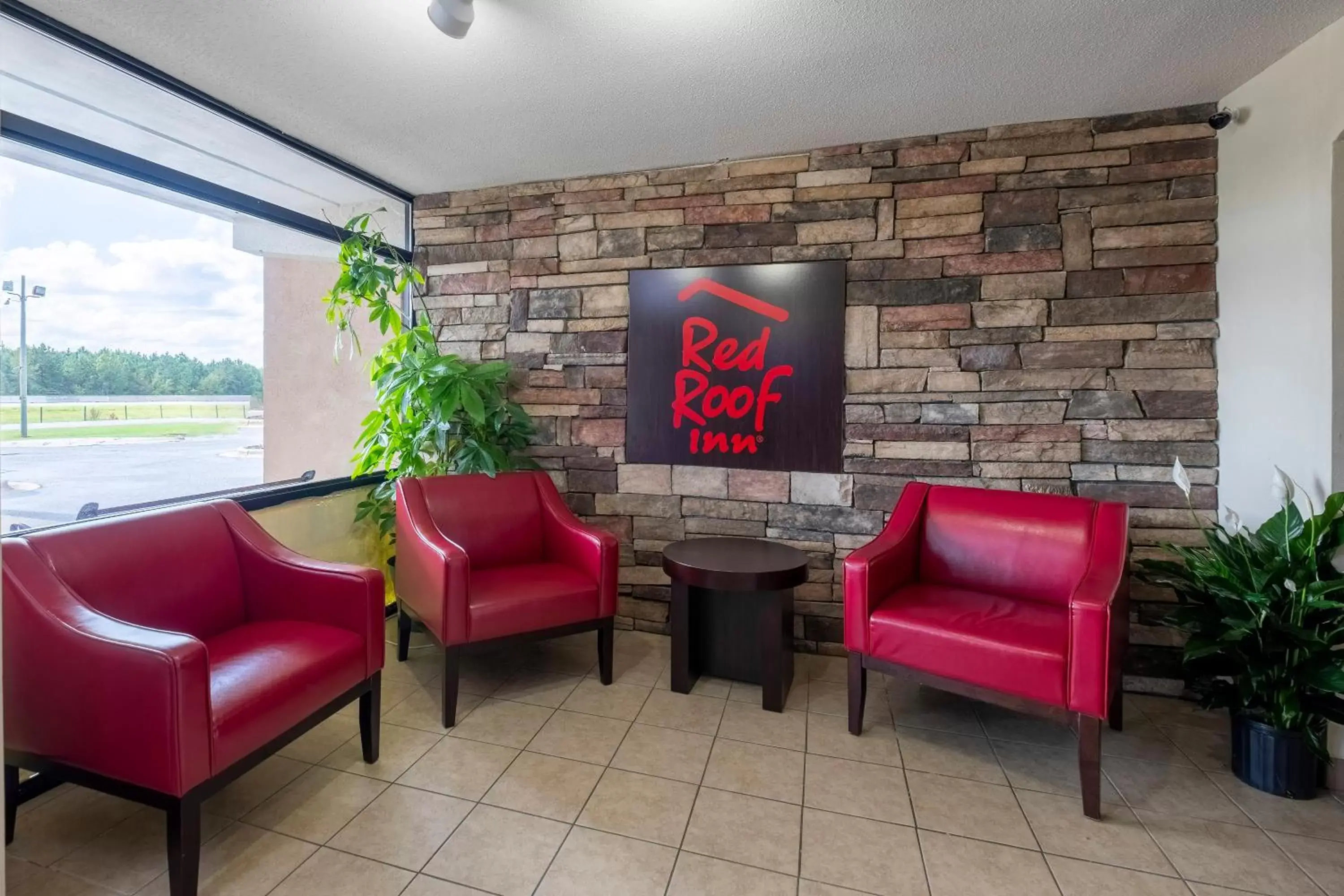 Lobby or reception in Red Roof Inn Kenly - I-95