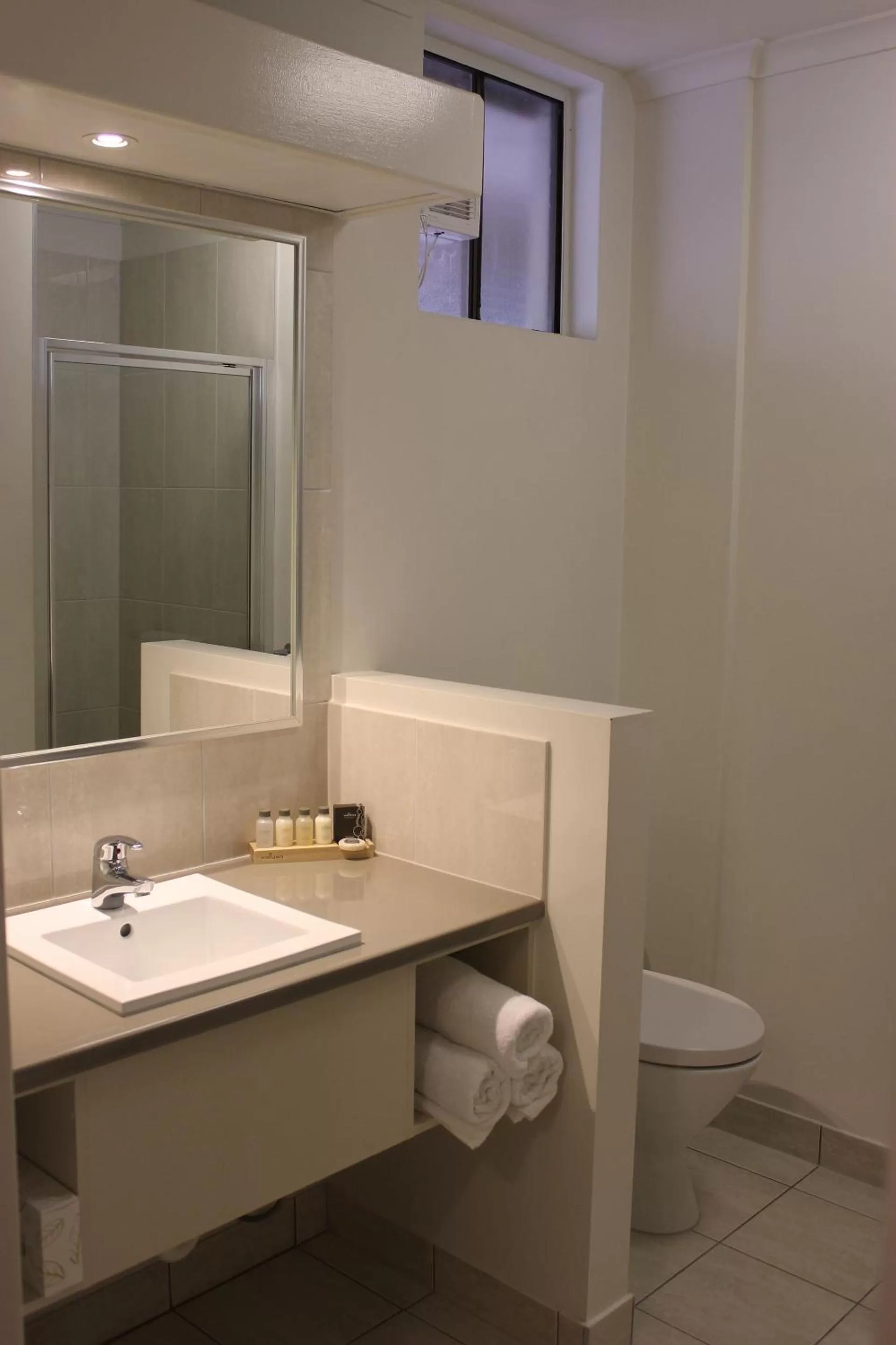 Toilet in Swan Hill Resort