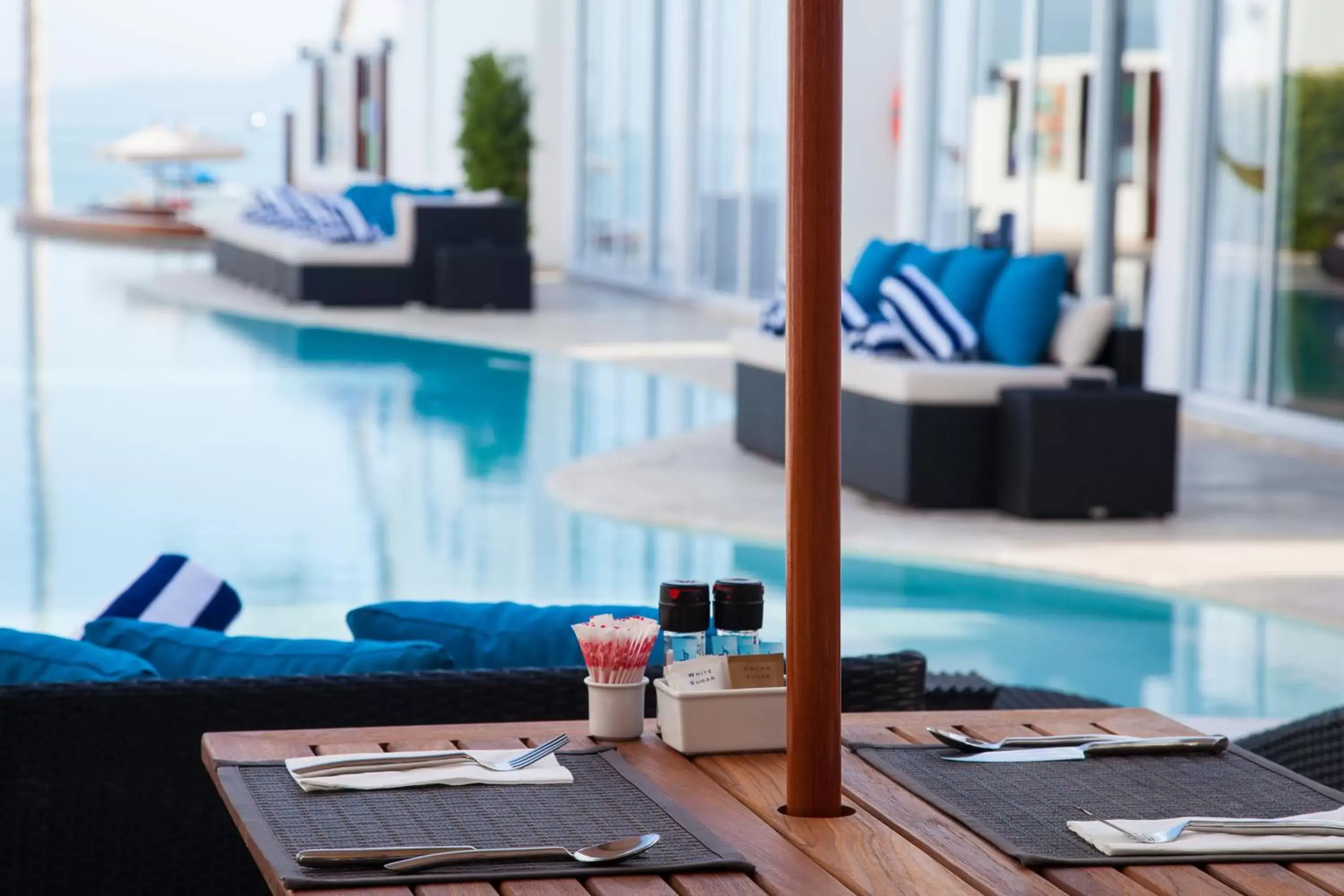 Restaurant/places to eat in The Privilege Hotel Ezra Beach Club Restaurant/places to eat in The Privilege Hotel Ezra Beach Club