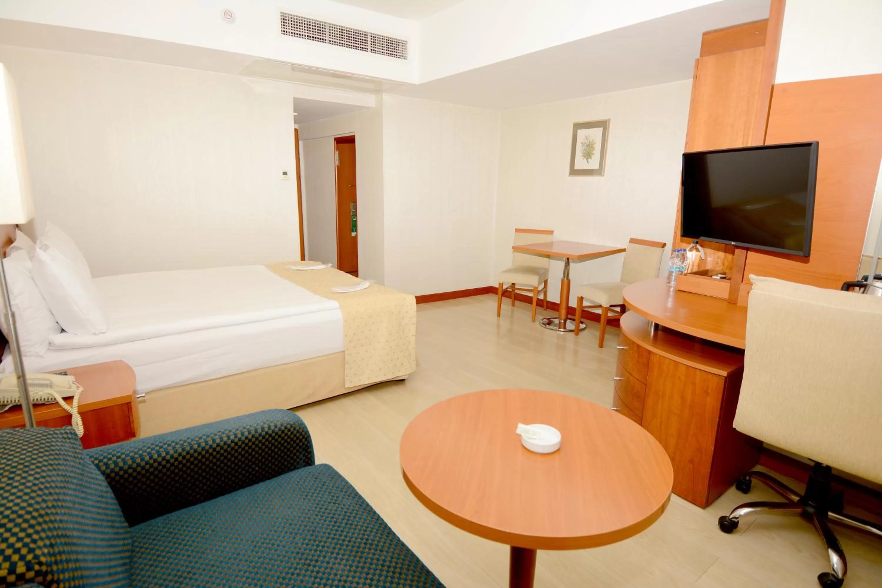 Bedroom, Bed in Holiday Inn Istanbul City by IHG