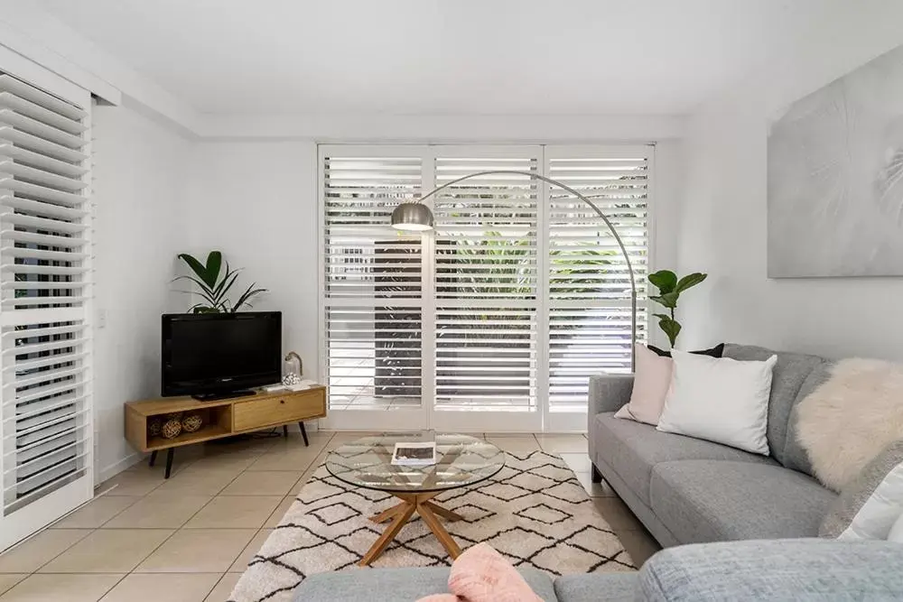 TV and multimedia, Seating Area in Grandview Apartments