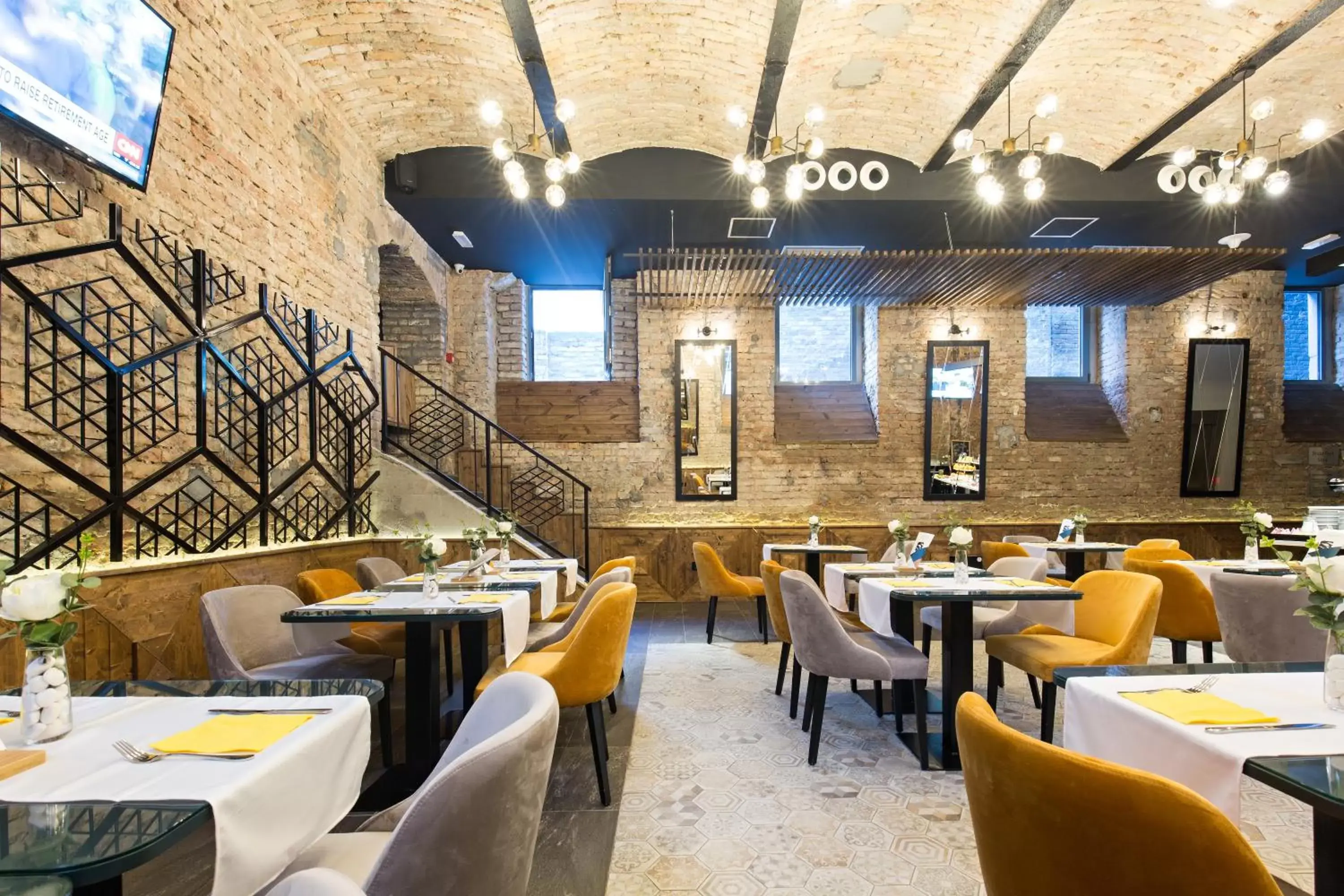 Restaurant/places to eat in Marquise Hotel Garni Restaurant/places to eat in Marquise Hotel Garni