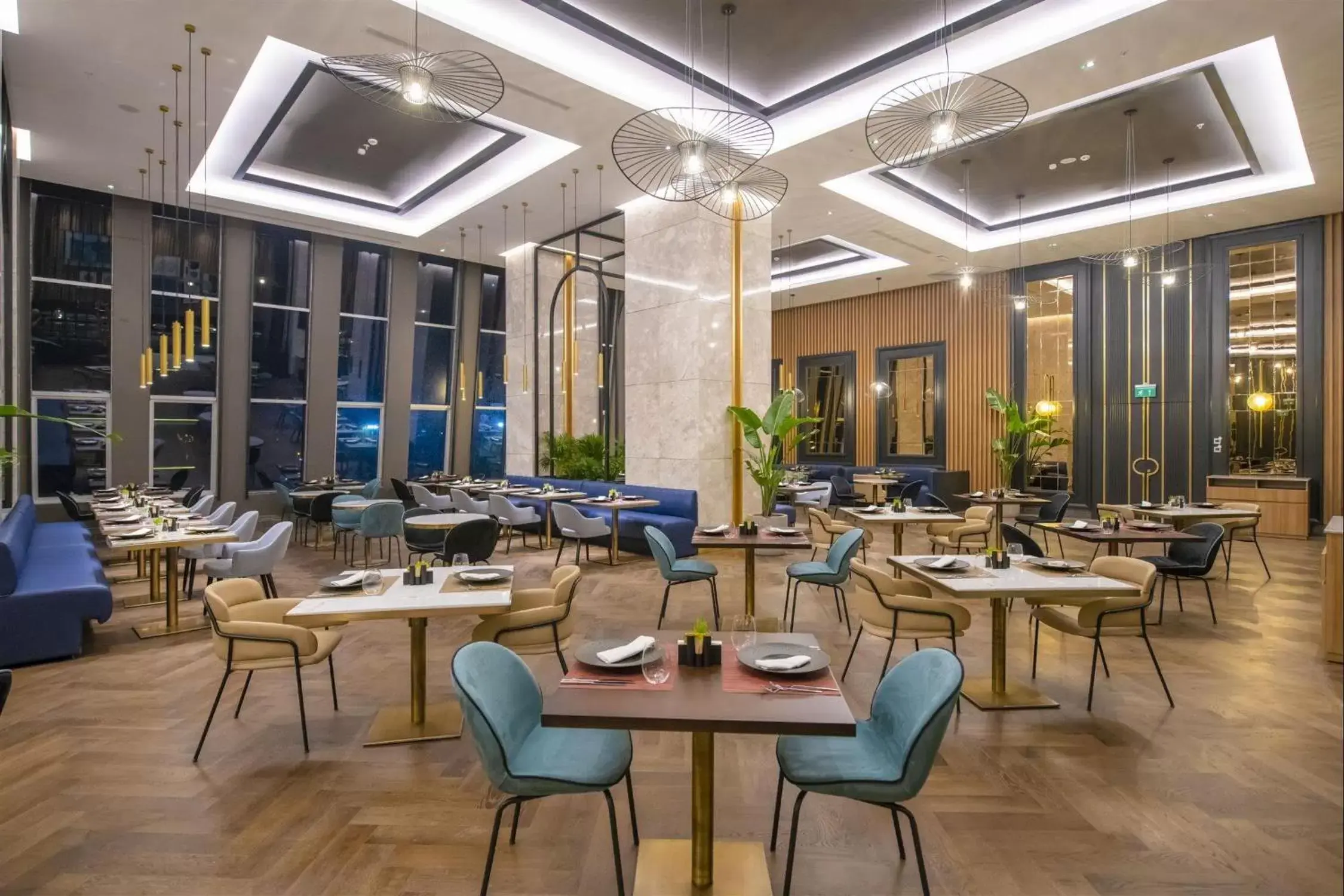 Restaurant/places to eat in Crowne Plaza Ankara by IHG Restaurant/places to eat in Crowne Plaza Ankara by IHG