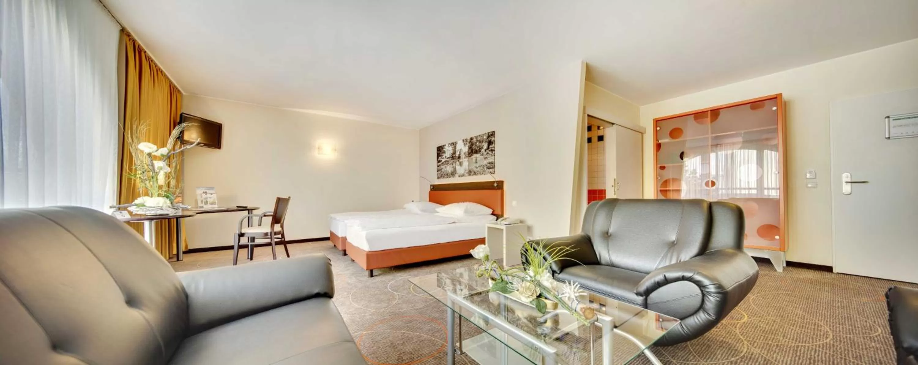 Photo of the whole room, Bed in Best Western Hotel Wetzlar