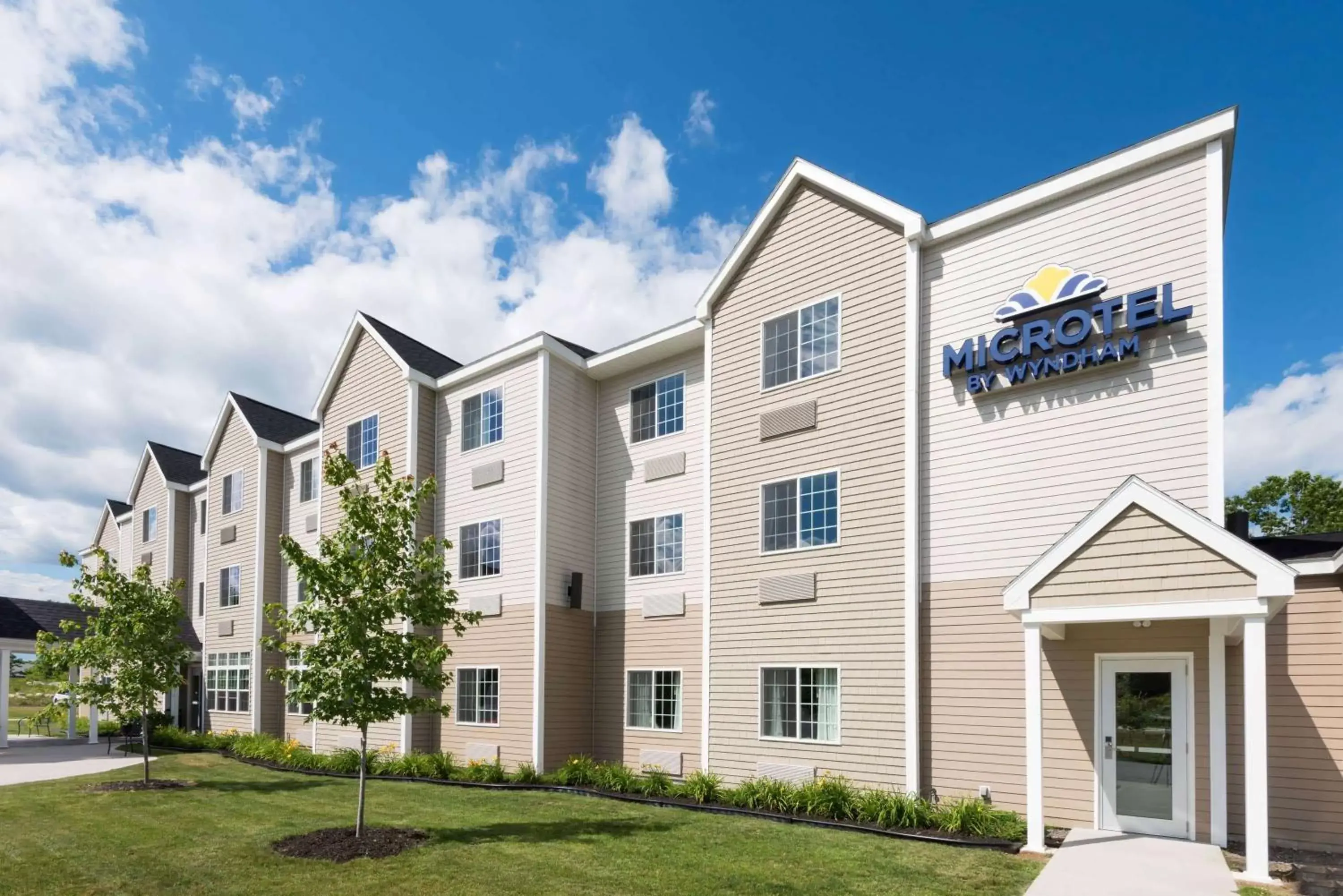 Property Building in Microtel Inn & Suites Windham